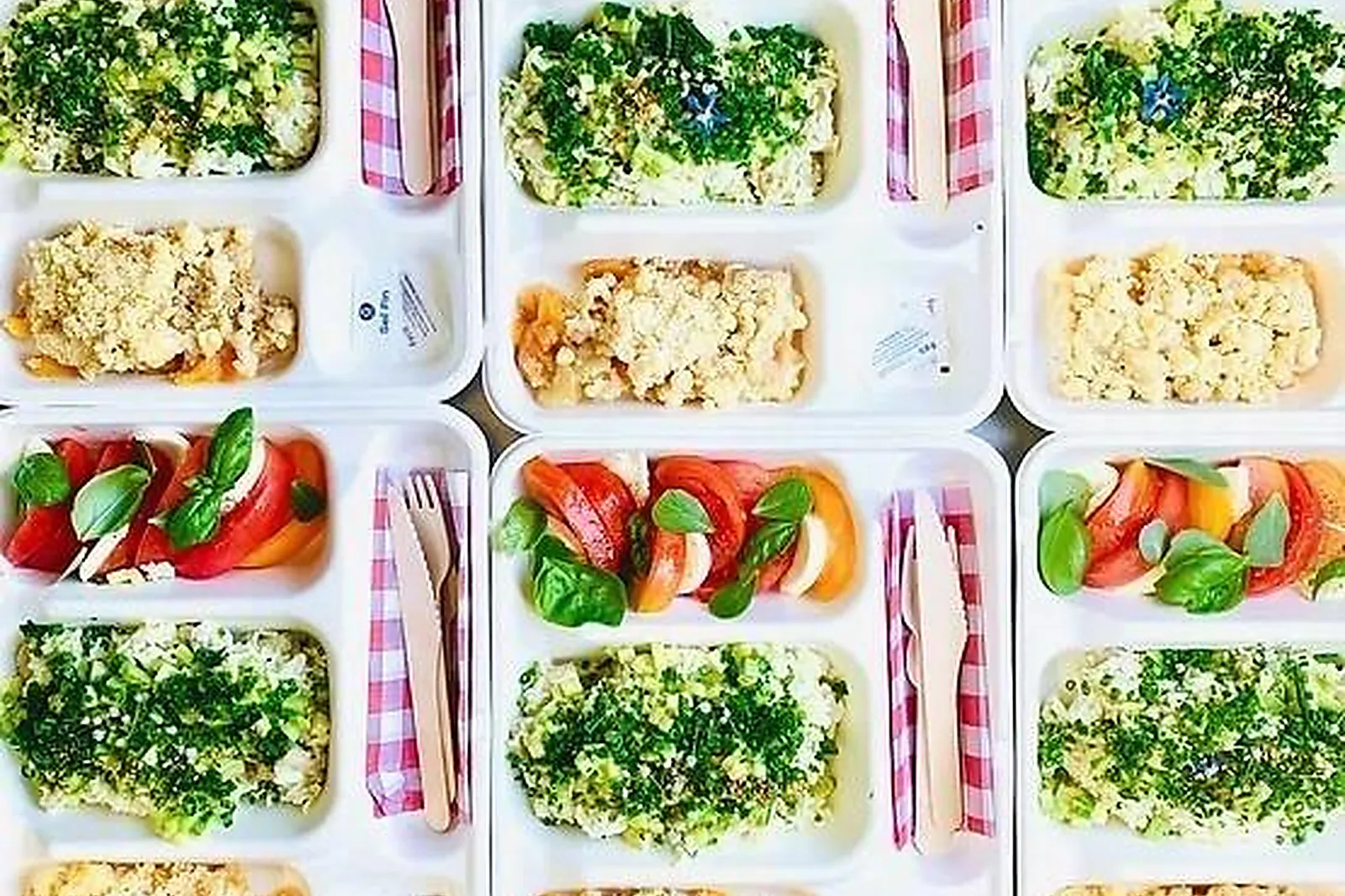 Provence-Alpes-Côte d'Azur, TRAITEURS - AVIGNON (VAUCLUSE) : JANETTE TRAITEUR