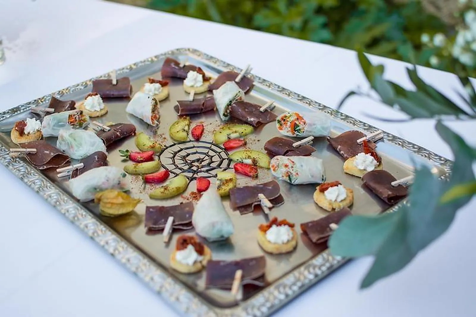 Aquitaine-Limousin-Poitou-Charentes, TRAITEURS - BAZAS (GIRONDE) : DUPOUY TRAITEUR