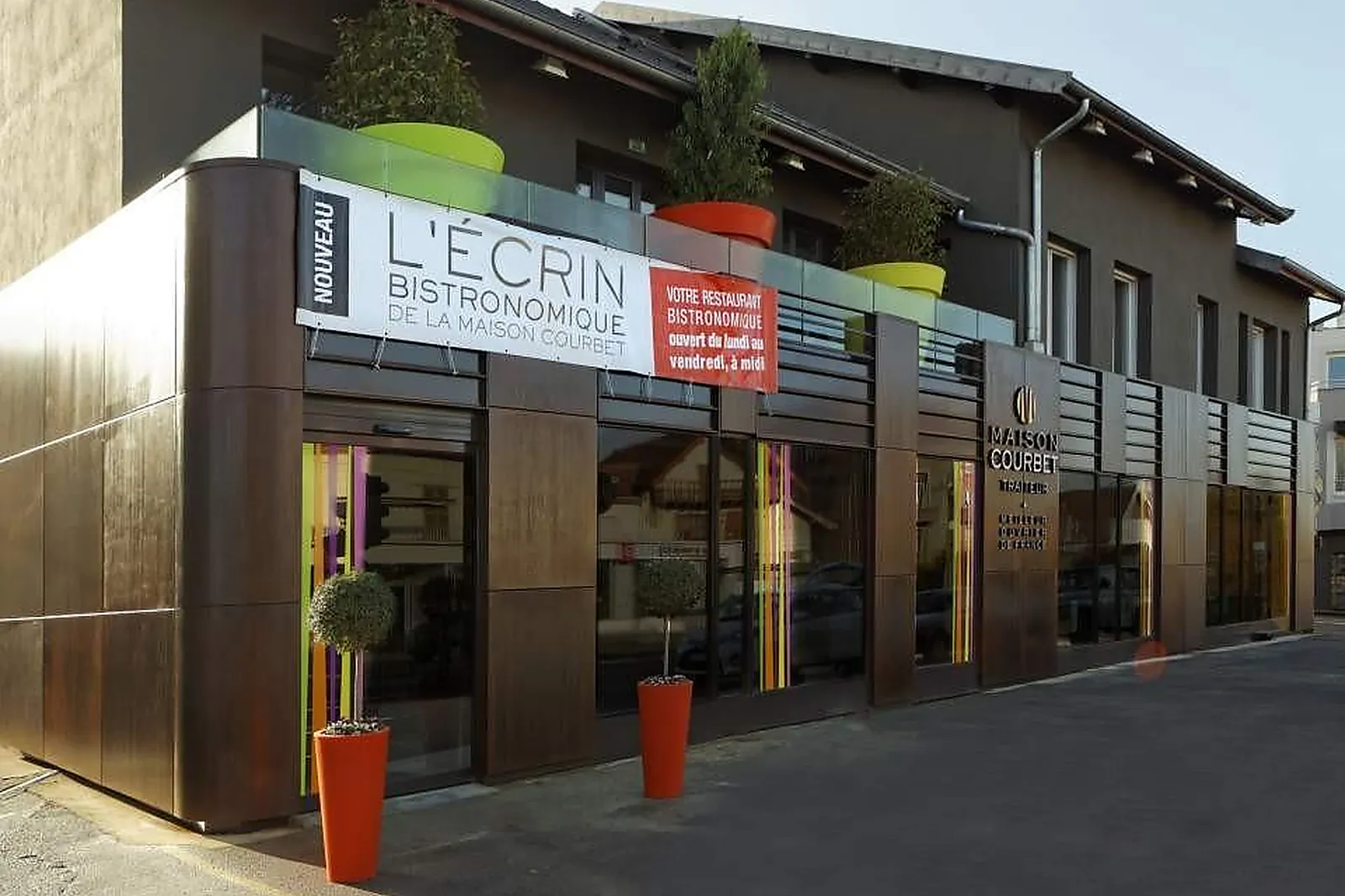 Bourgogne, TRAITEURS - BESANÇON (DOUBS) : MAISON COURBET