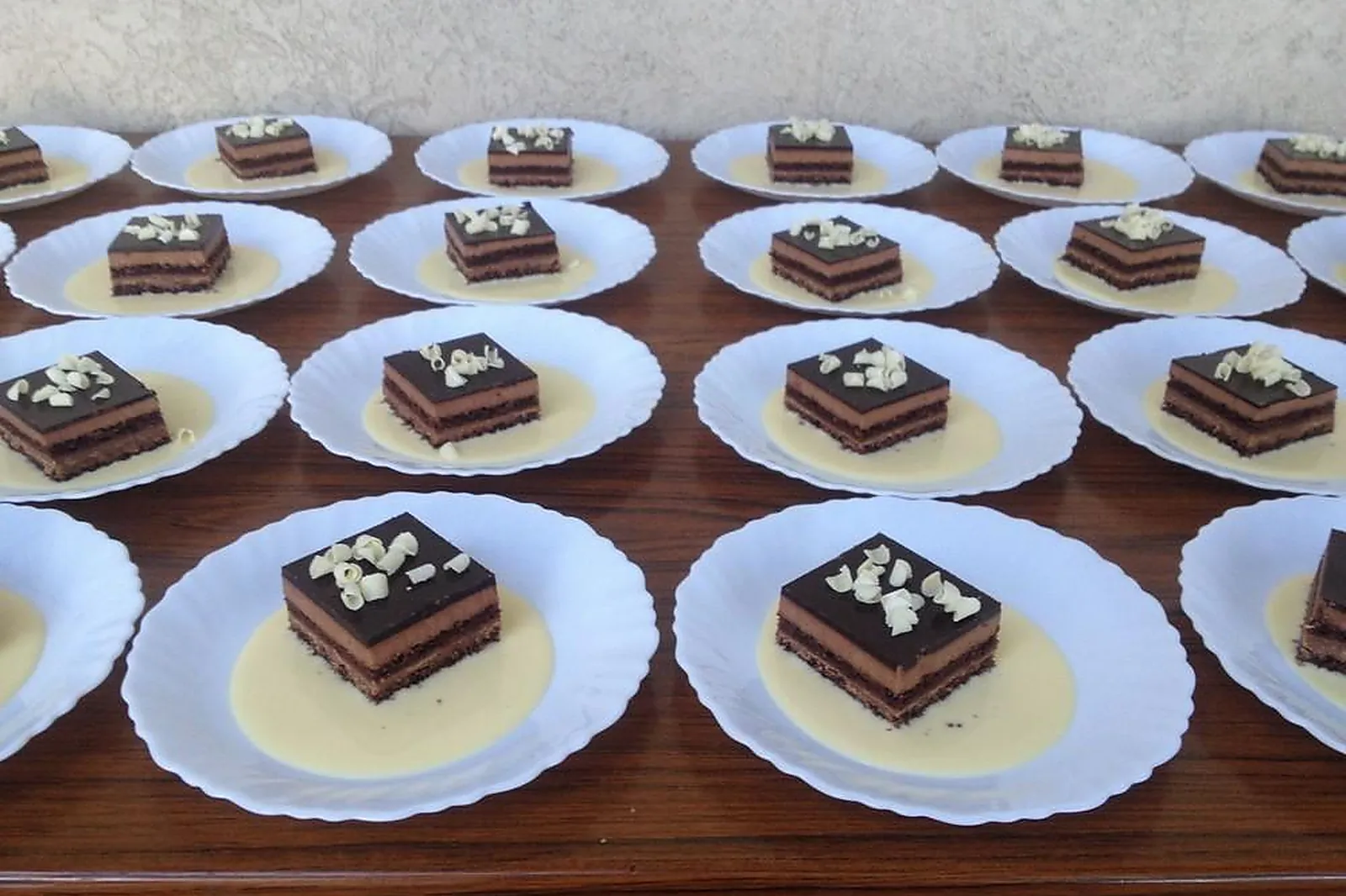 Nord-Pas-de-Calais-Picardie, TRAITEURS - BLAINCOURT-LES-PRECY (OISE) : COCKTAIL EVENTS