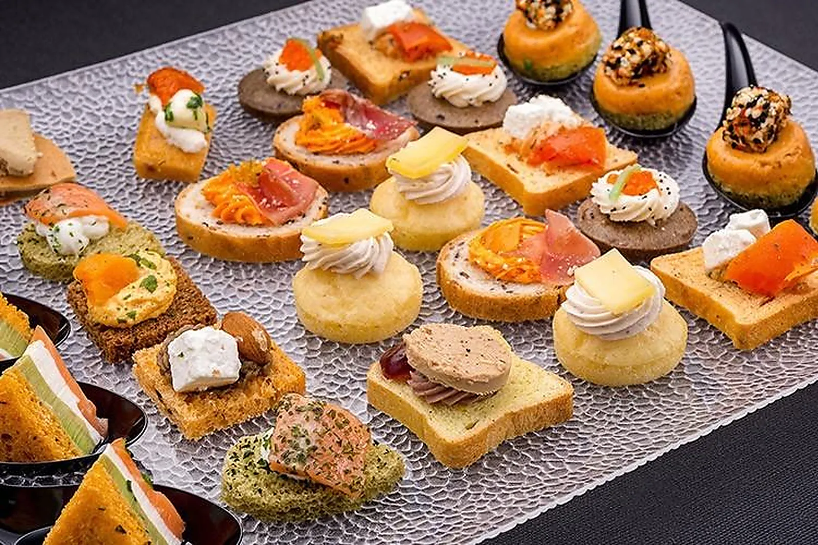 Île-de-France, TRAITEURS - BOISSY-L-AILLERIE (VAL-DL&RSQUO;OISE) : MIDI MOINS LE QUART