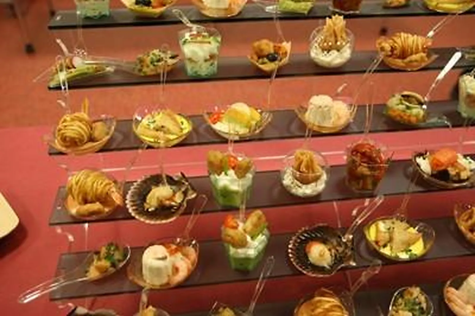 Auvergne-Rhône-Alpes, TRAITEURS - BONNEVILLE (HAUTE-SAVOIE) : TRAITEUR MIEUSSET