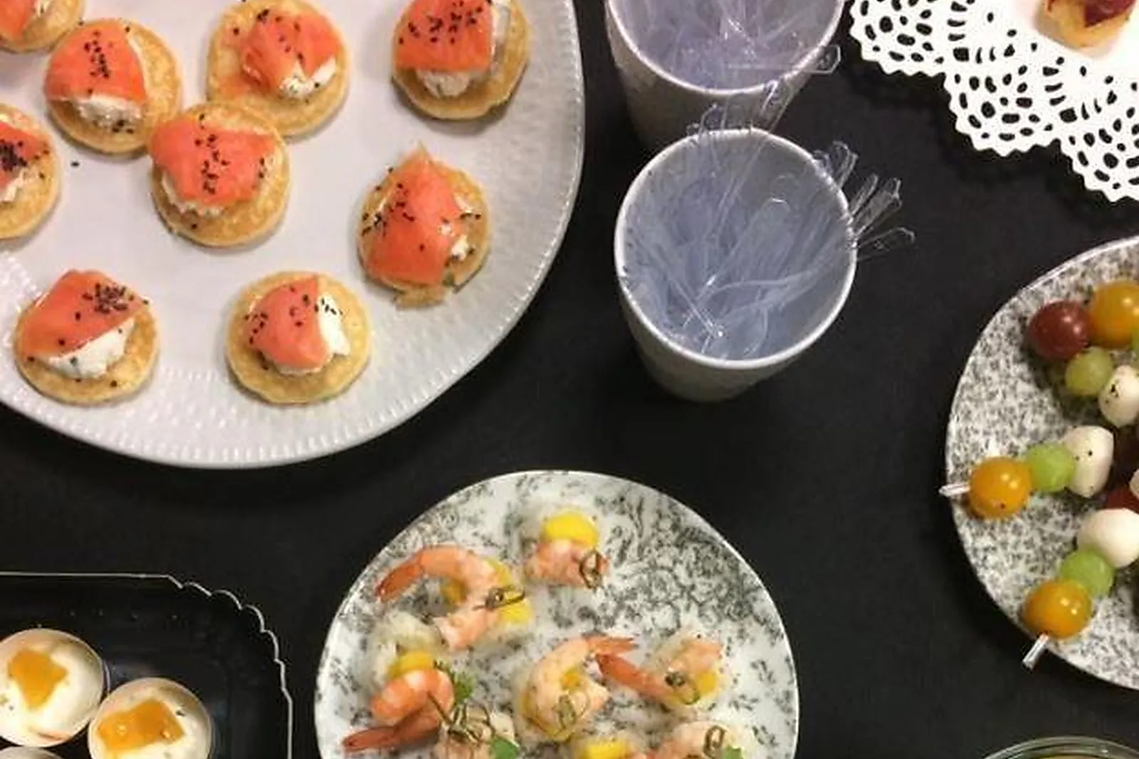 Aquitaine-Limousin-Poitou-Charentes, TRAITEURS - BORDEAUX (GIRONDE) : ROSE ET VIOLETTE