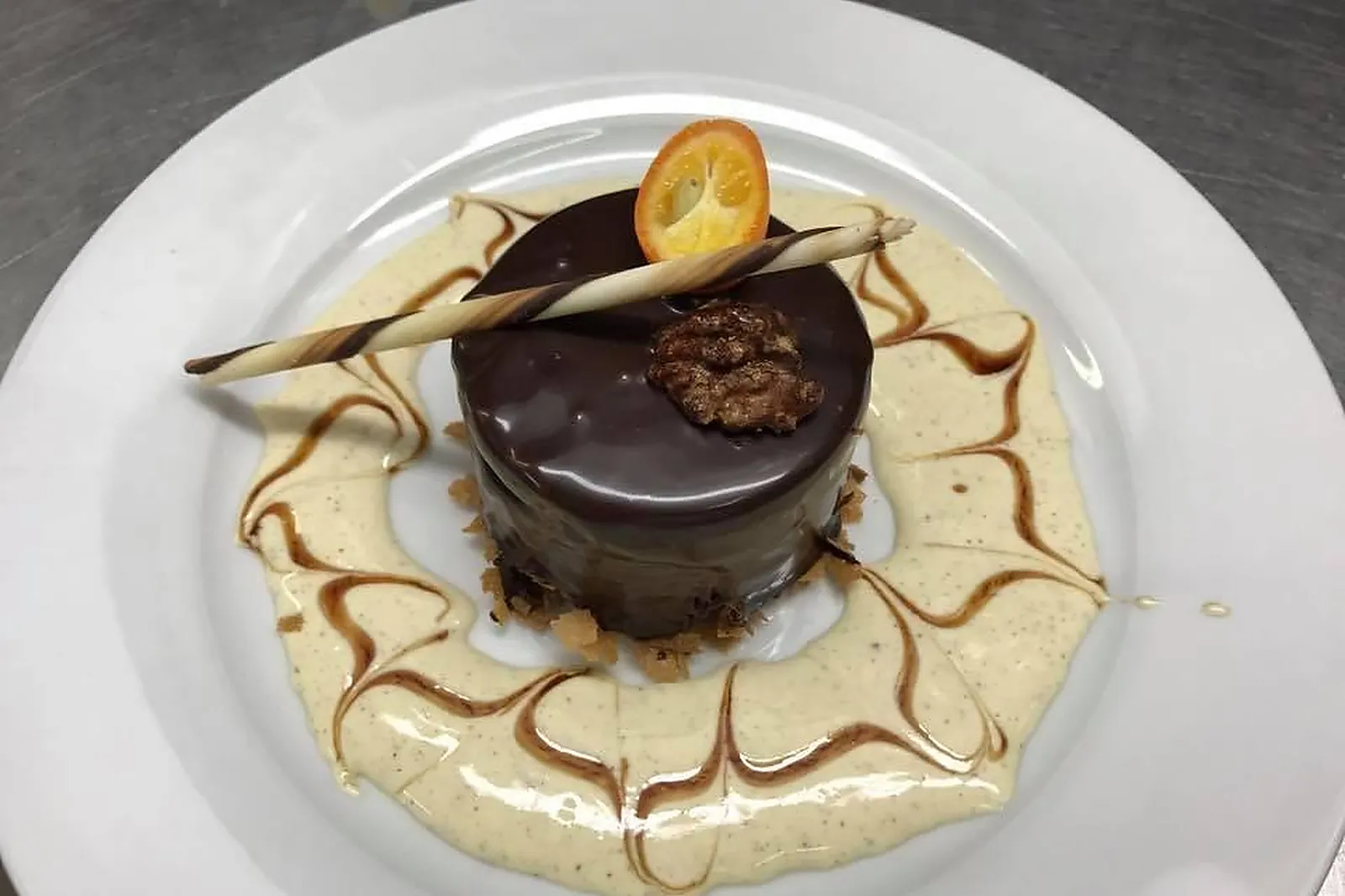 Normandie, TRAITEURS - BRICQUEBEC-EN-COTENTIN (MANCHE) : JEHAN LECONTE TRAITEUR