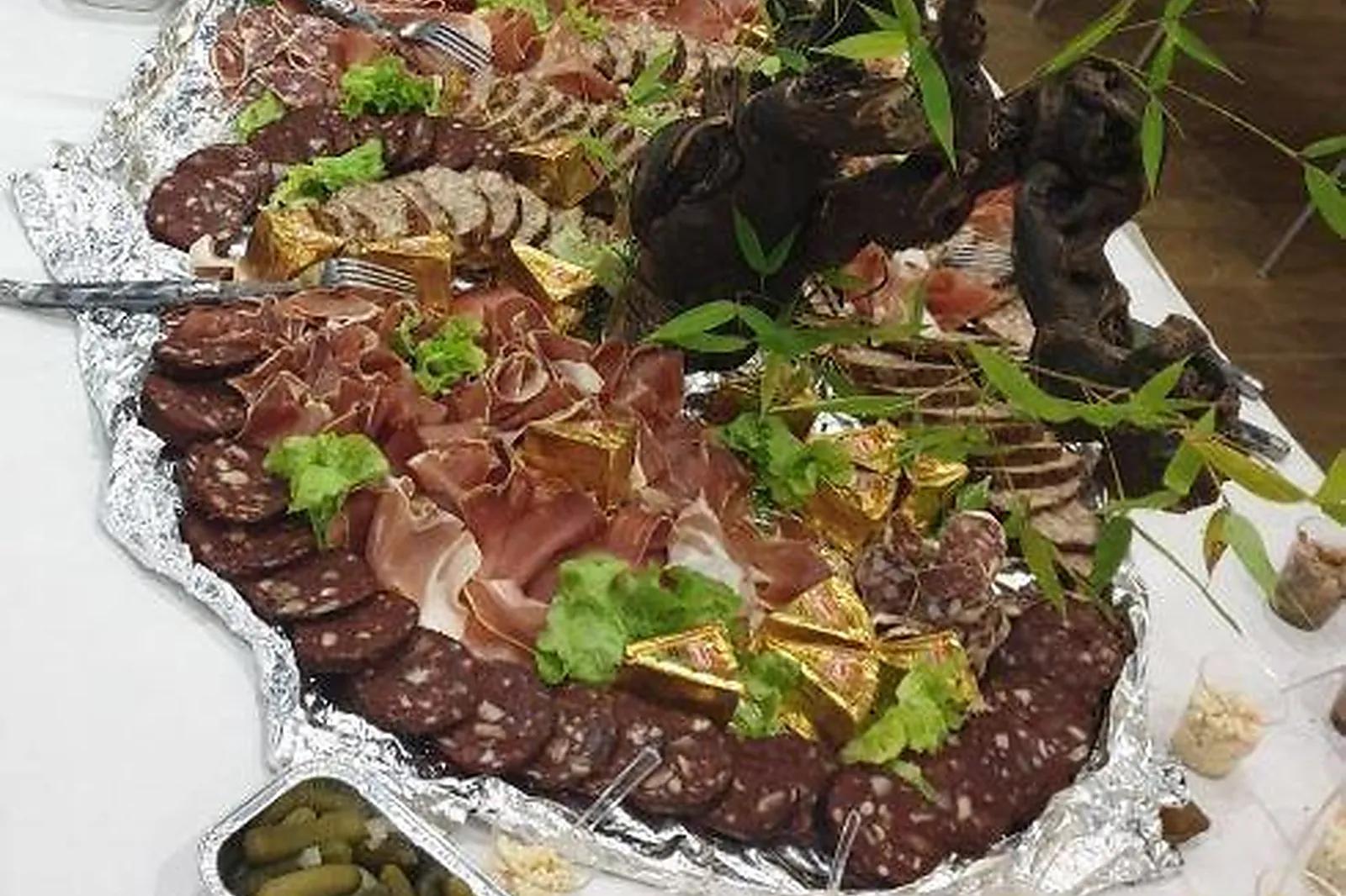 Languedoc-Roussillon-Midi-Pyrénées, TRAITEURS - CAHORS (LOT) : PÉGOURIÉ ET FILS (STÉ)