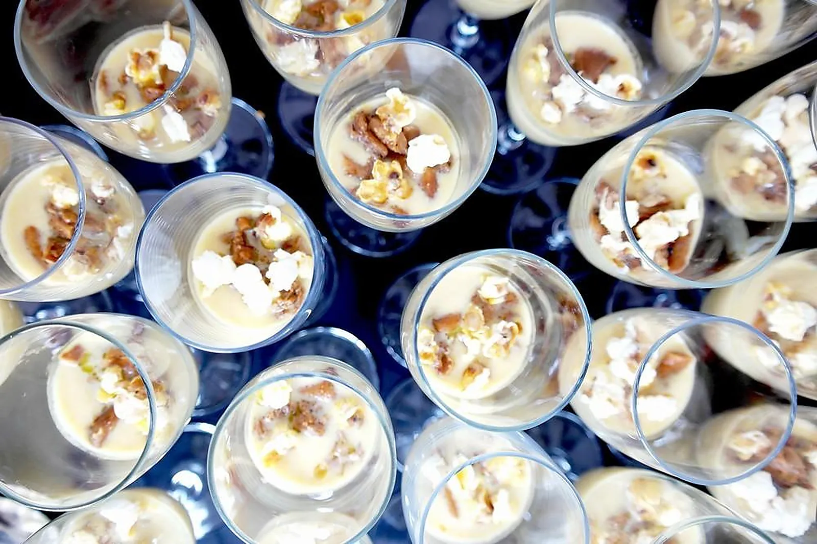 Provence-Alpes-Côte d'Azur, TRAITEURS - CANNES (ALPES-MARITIMES) : GIRY TRAITEUR