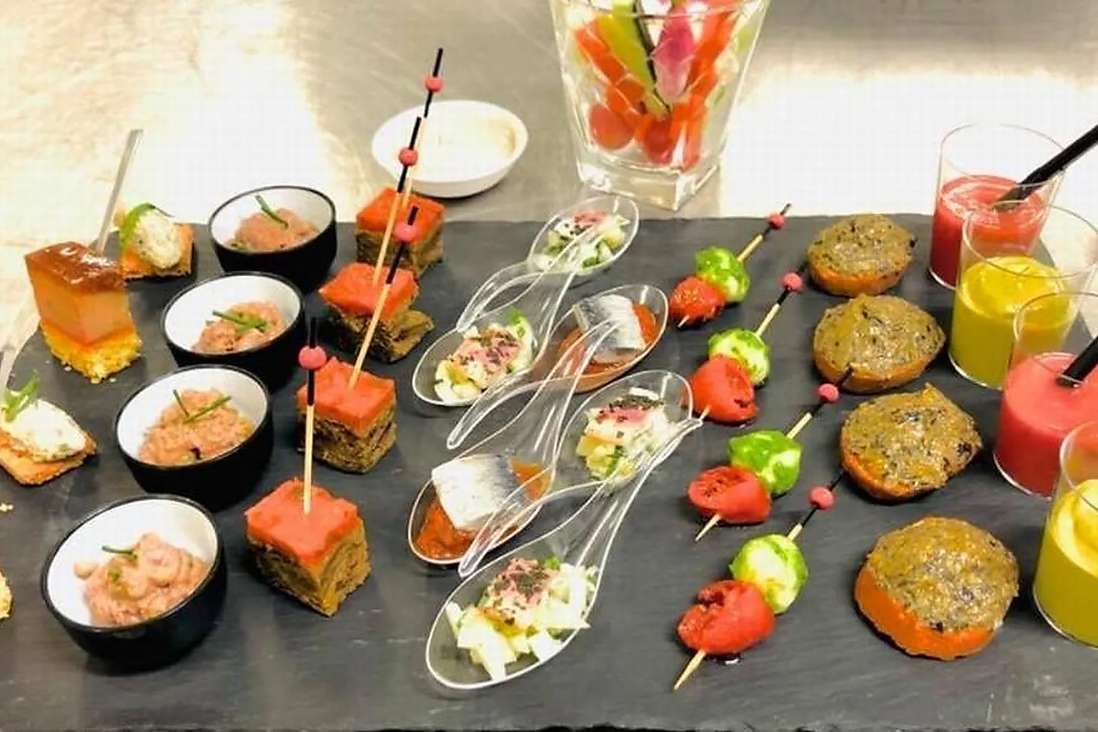 Provence-Alpes-Côte d'Azur, TRAITEURS - CARPENTRAS (VAUCLUSE) : OLIVIER MARSEILLE TRAITEUR