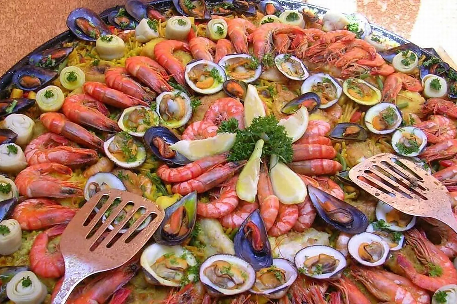 Languedoc-Roussillon-Midi-Pyrénées, TRAITEURS - CASSAGNOLES (GARD) : SOLEJADE TRAITEUR