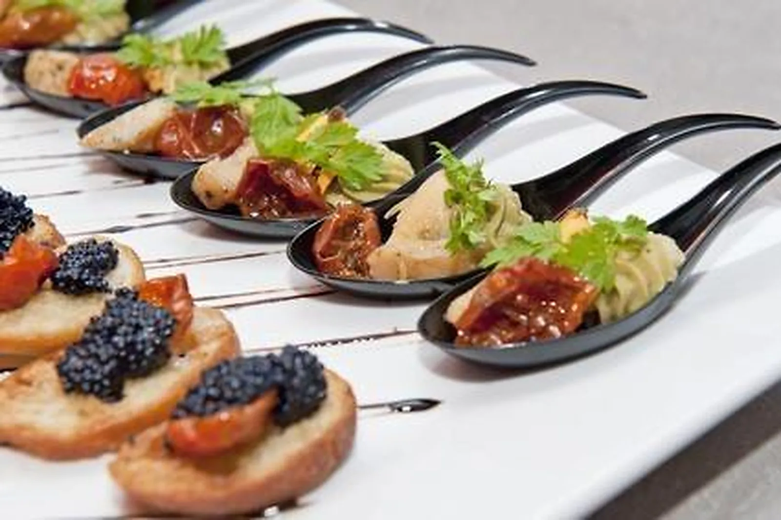 Provence-Alpes-Côte d'Azur, TRAITEURS - CASSIS (BOUCHES-DU-RHÔNE) : LA CAILLE DL&RSQUO;OR