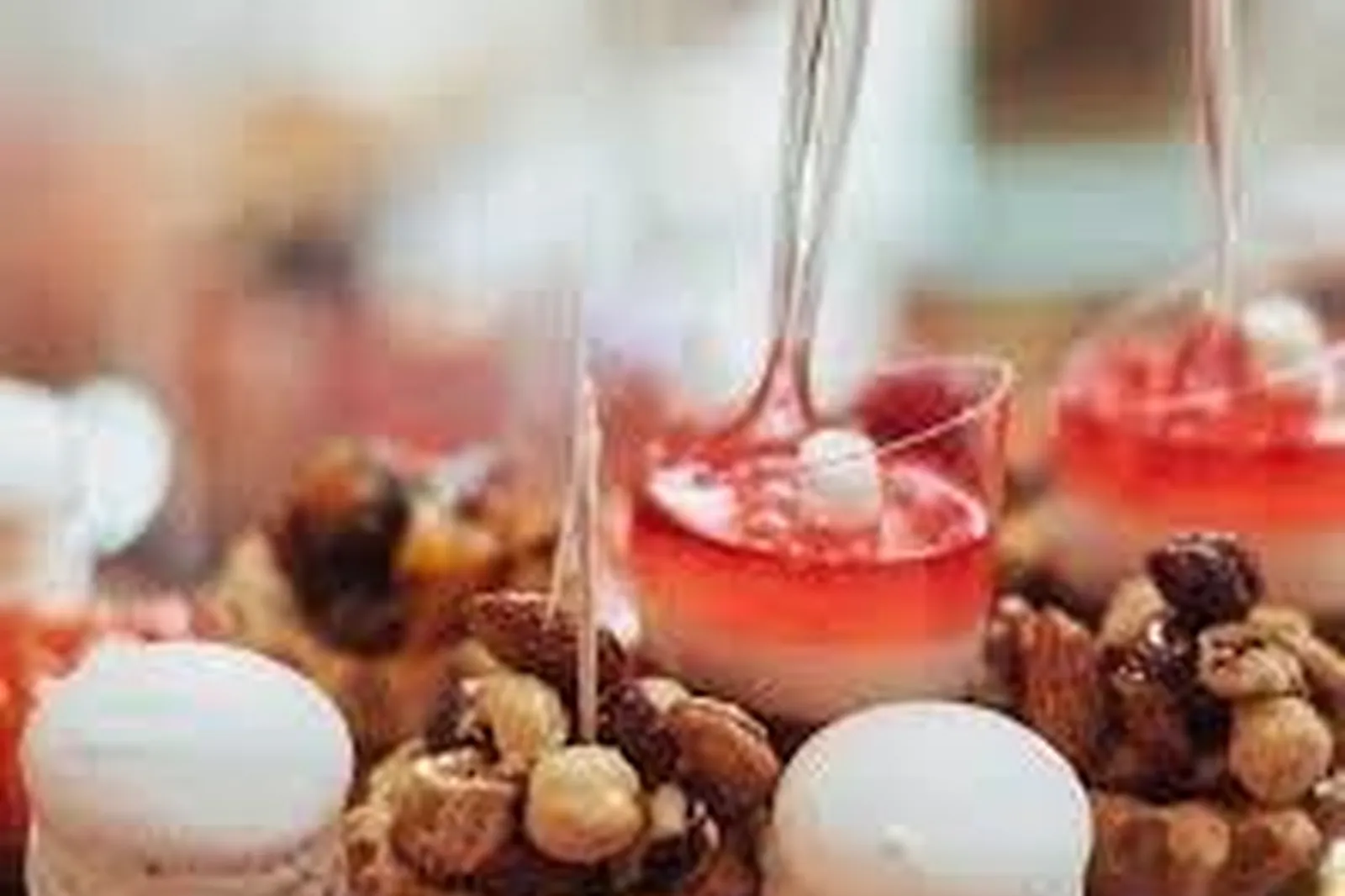 Aquitaine-Limousin-Poitou-Charentes, TRAITEURS - CASTRES (GIRONDE) : MAISON DULOU