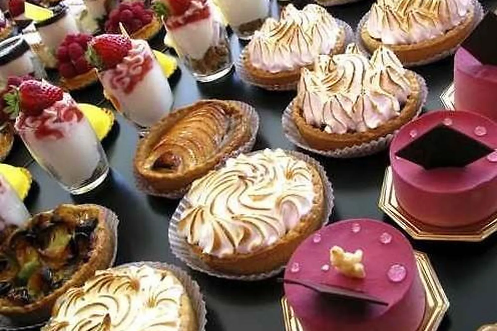 Languedoc-Roussillon-Midi-Pyrénées, TRAITEURS - CASTRIES (HÉRAULT) : AMIS TRAITEUR