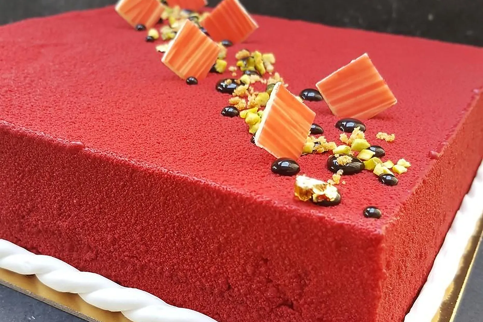 Auvergne-Rhône-Alpes, TRAITEURS - CHABEUIL (DRÔME) : ESQUISSE PATISSERIE TRAITEUR