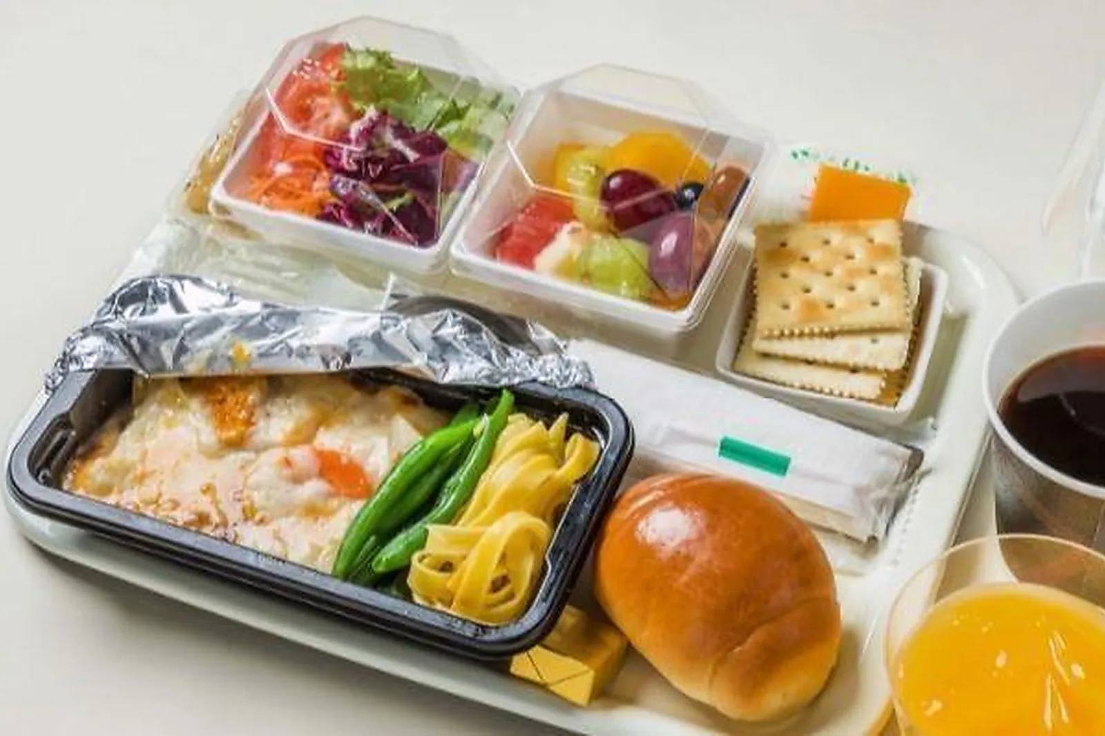 Bourgogne, TRAITEURS - CHALON-SUR-SAÔNE (SAÔNE-ET-LOIRE) : BOURGOGNE TRAITEUR