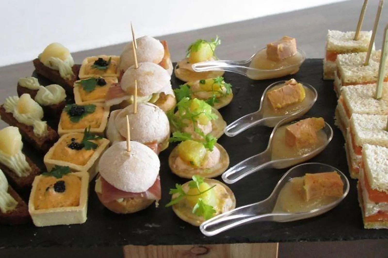 Auvergne-Rhône-Alpes, TRAITEURS - CHANAT-LA-MOUTEYRE (PUY-DE-DÔME) : SOLIGNAT TRAITEUR