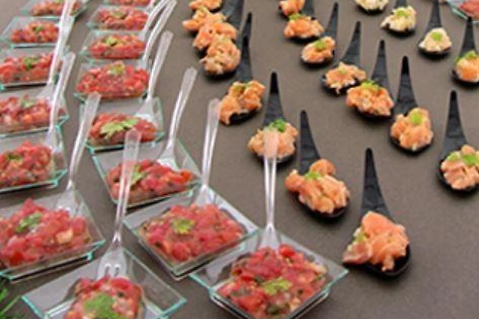 Auvergne-Rhône-Alpes, TRAITEURS - CHANAT-LA-MOUTEYRE (PUY-DE-DÔME) : SOLIGNAT TRAITEUR