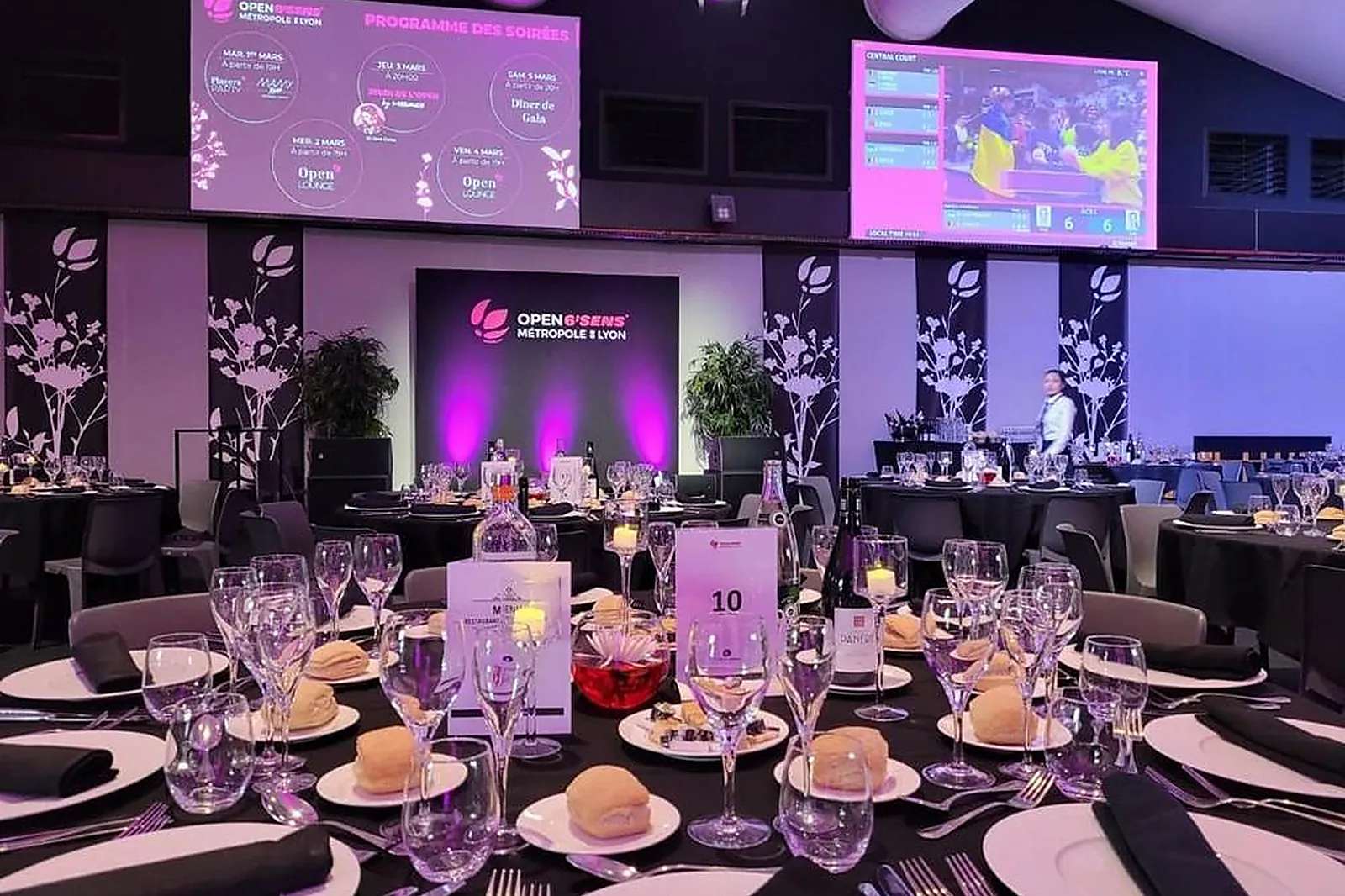 Auvergne-Rhône-Alpes, TRAITEURS - CHAPONOST (RHÔNE) : C-GASTRONOMIE