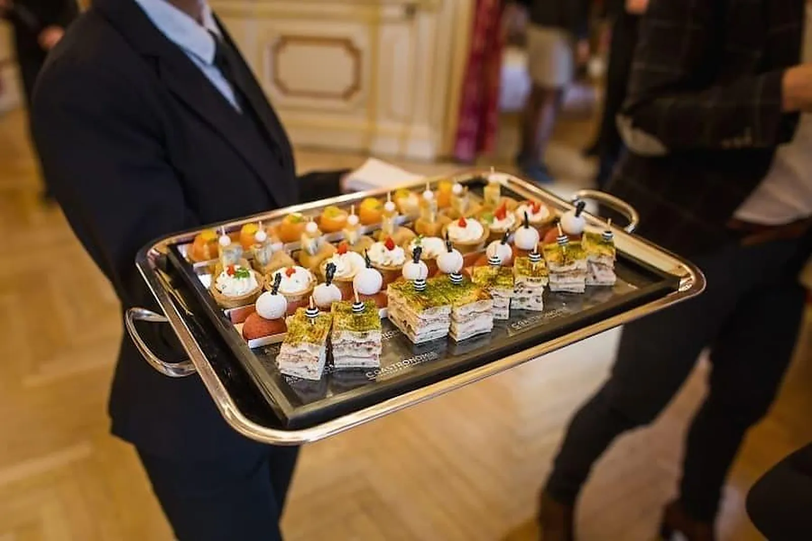 Auvergne-Rhône-Alpes, TRAITEURS - CHAPONOST (RHÔNE) : C-GASTRONOMIE