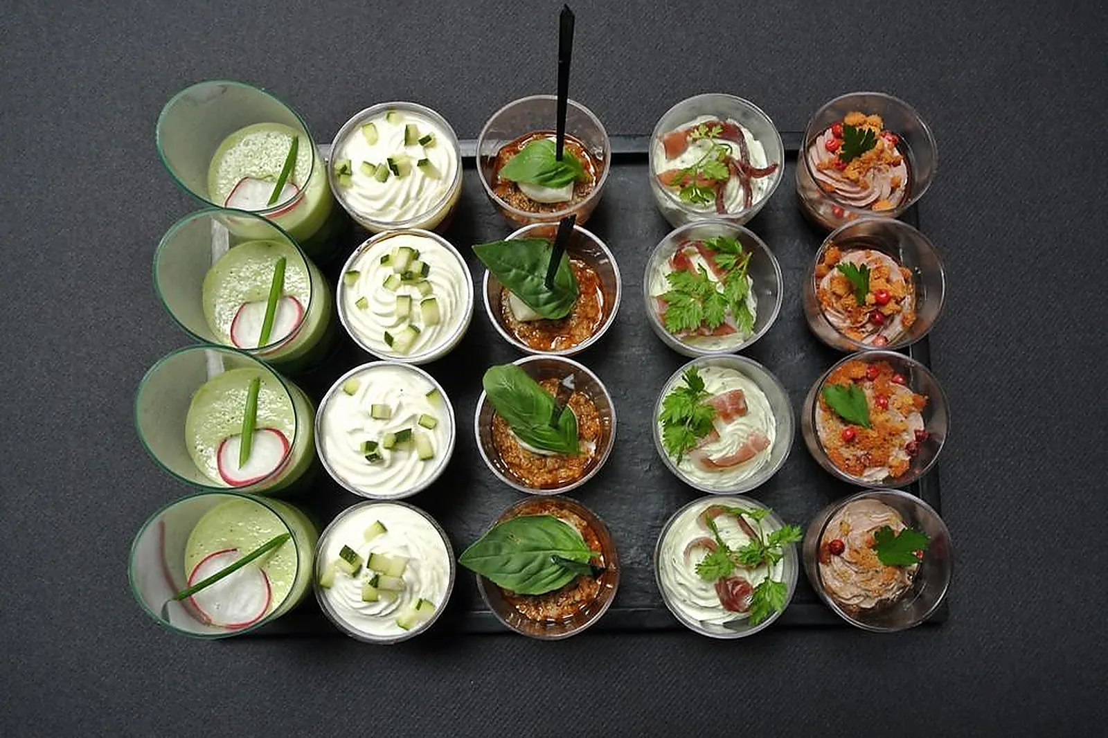 Auvergne-Rhône-Alpes, TRAITEURS - CHAPONOST (RHÔNE) : JACQUES LAFARGUE