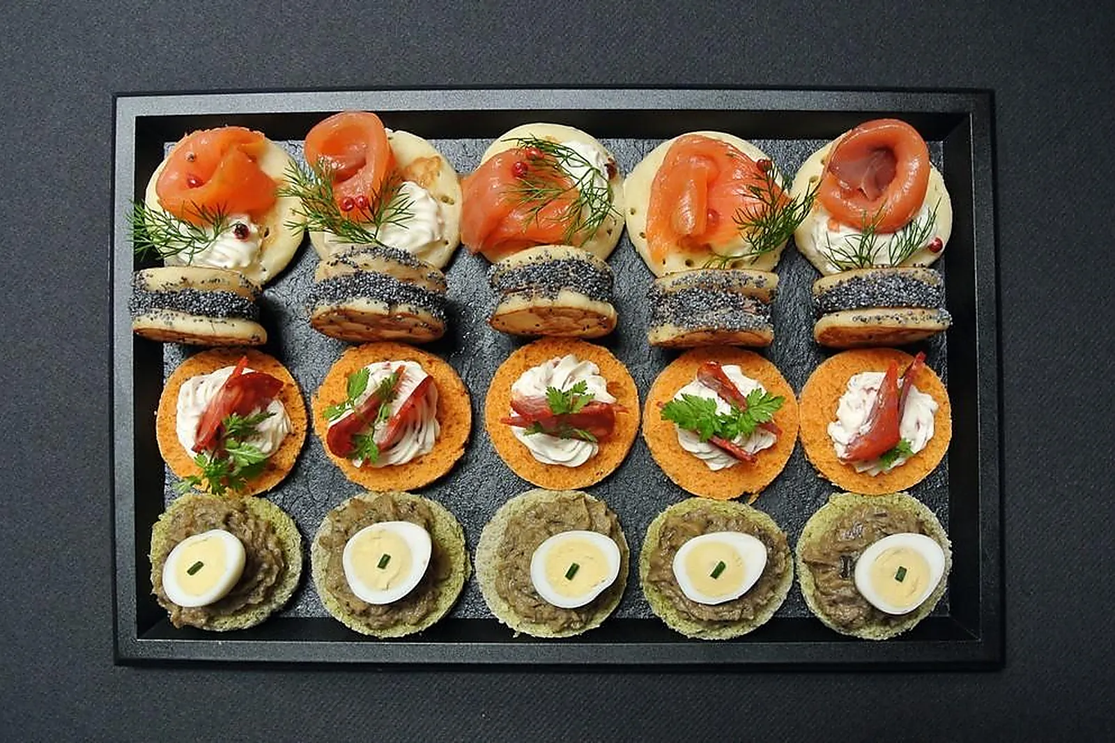 Auvergne-Rhône-Alpes, TRAITEURS - CHAPONOST (RHÔNE) : JACQUES LAFARGUE