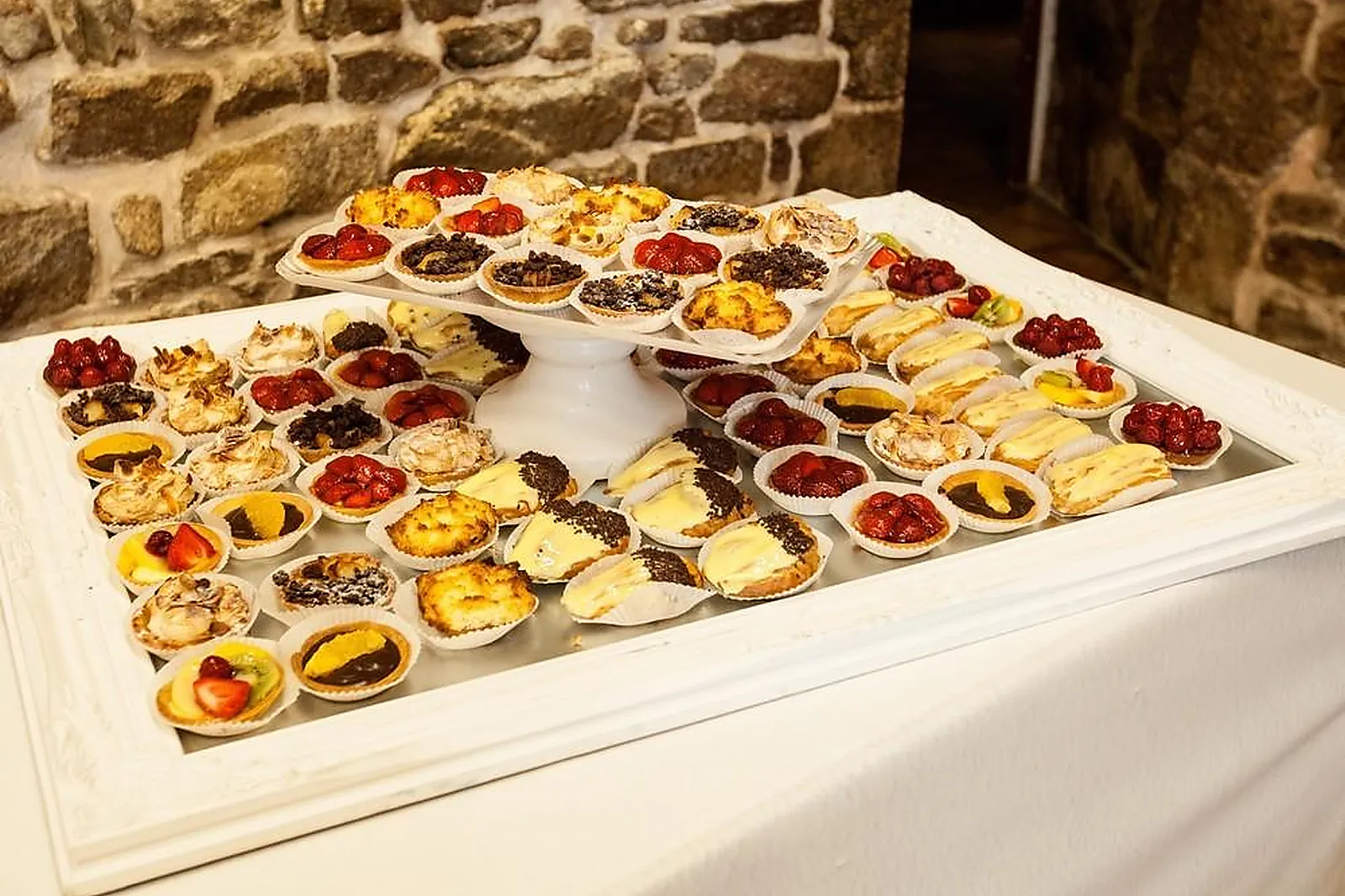 Pays de la Loire, TRAITEURS - CHATEAU-GUIBERT (VENDÉE) : LE GRAND GOURMAND