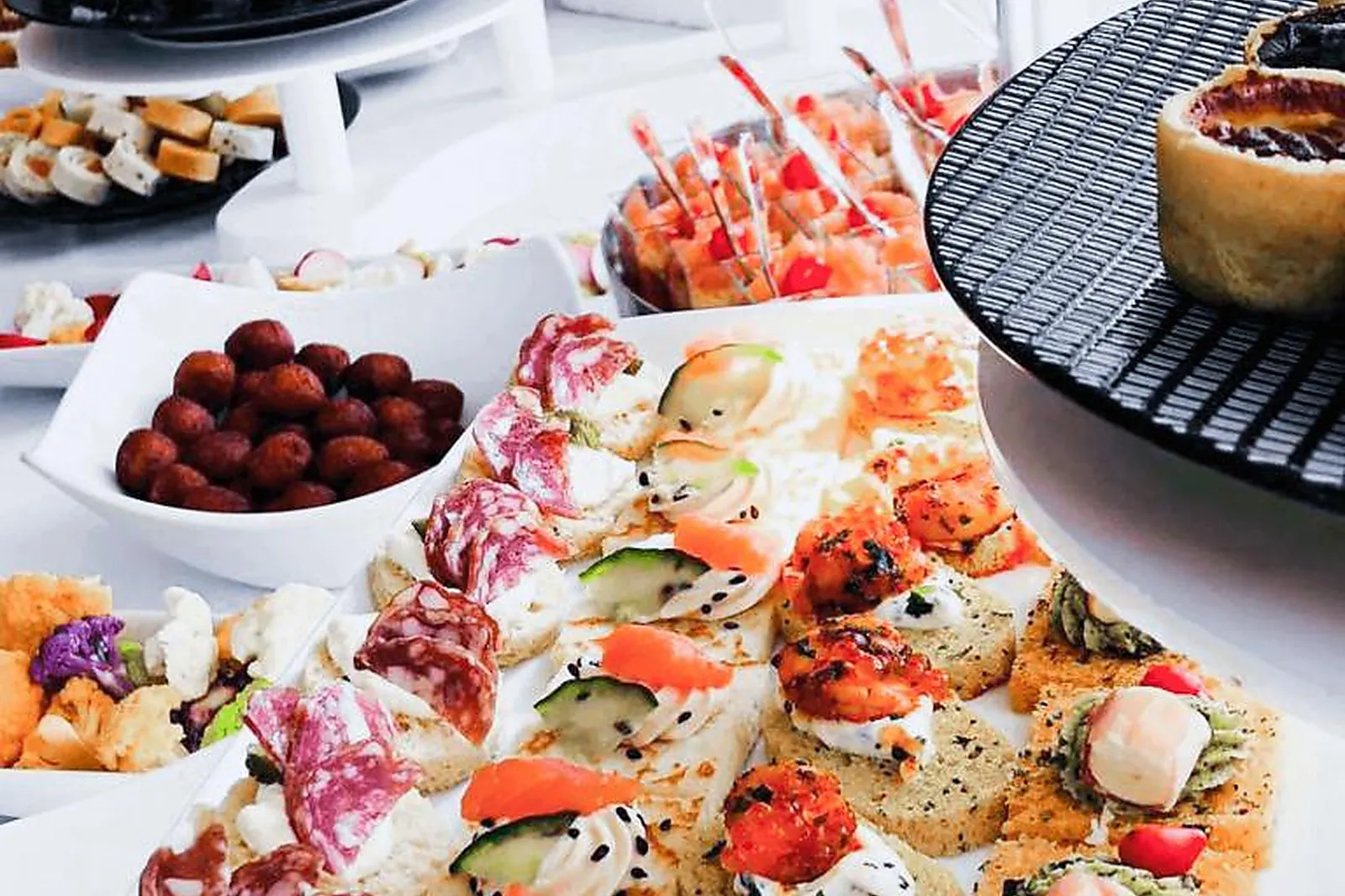 Île-de-France, TRAITEURS - CHAUSSY (VAL-DL&RSQUO;OISE) : MÉLINA TRAITEUR