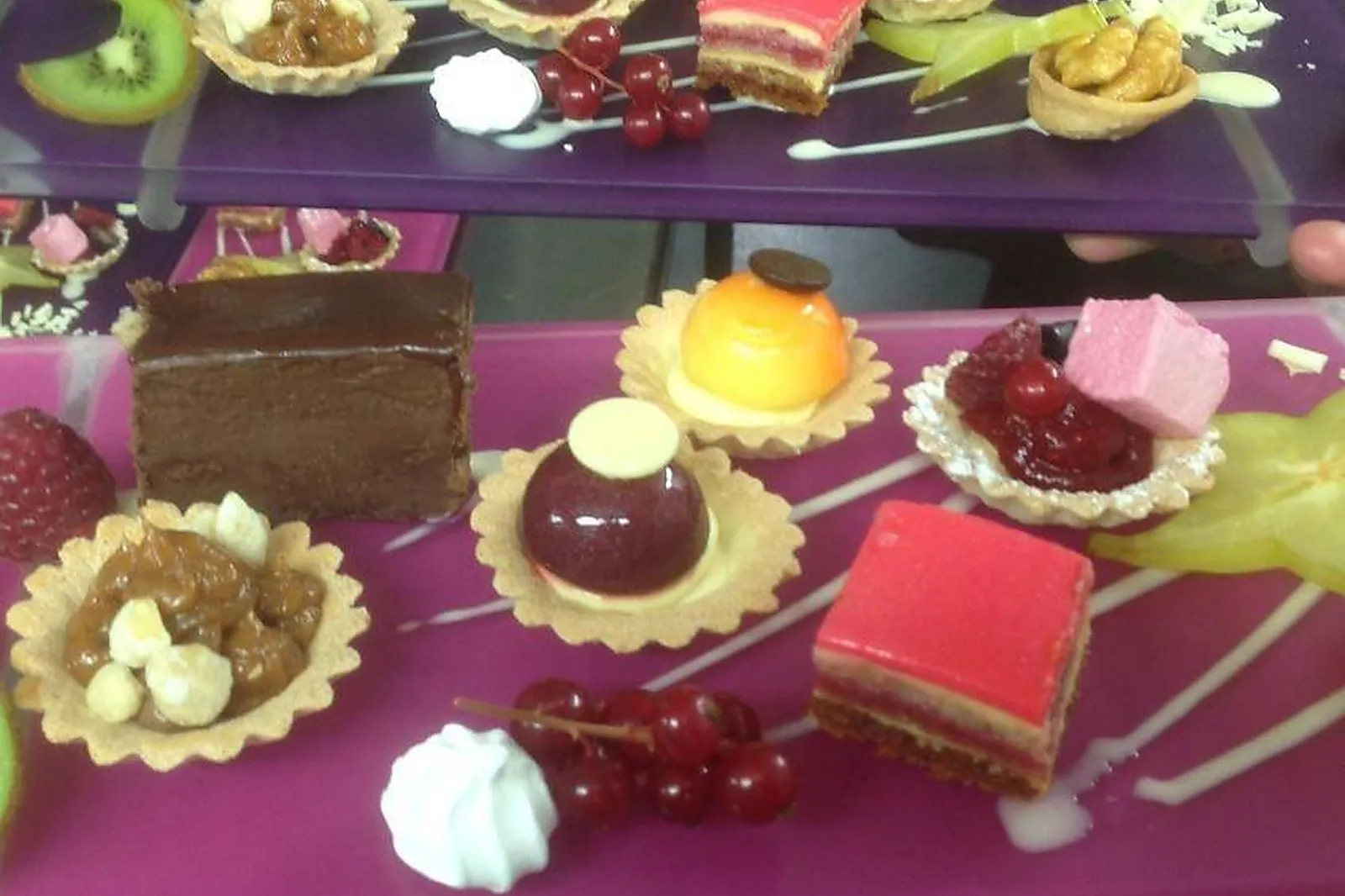 Normandie, TRAITEURS - CHERBOURG OCTEVILLE (MANCHE) : ANTIDOTE (L’)