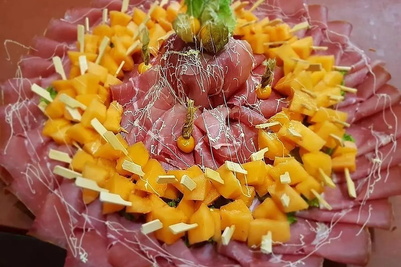 Nord-Pas-de-Calais-Picardie, TRAITEURS - CLERMONT (OISE) : ALAIN CAUBRIÈRE