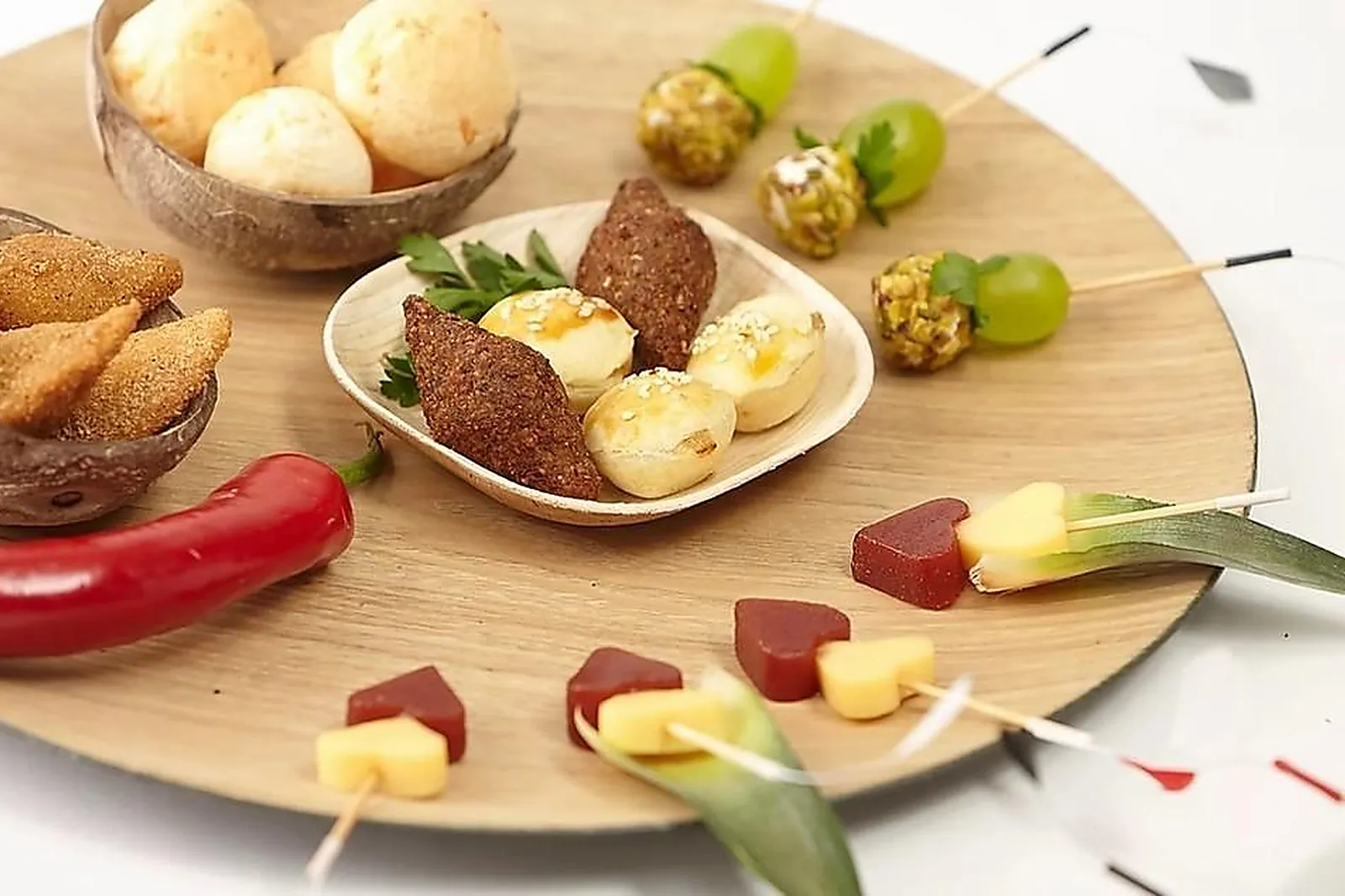 Île-de-France, TRAITEURS - CLICHY-LA-GARENNE (HAUTS-DE-SEINE) : LES DÉLICES DE FA