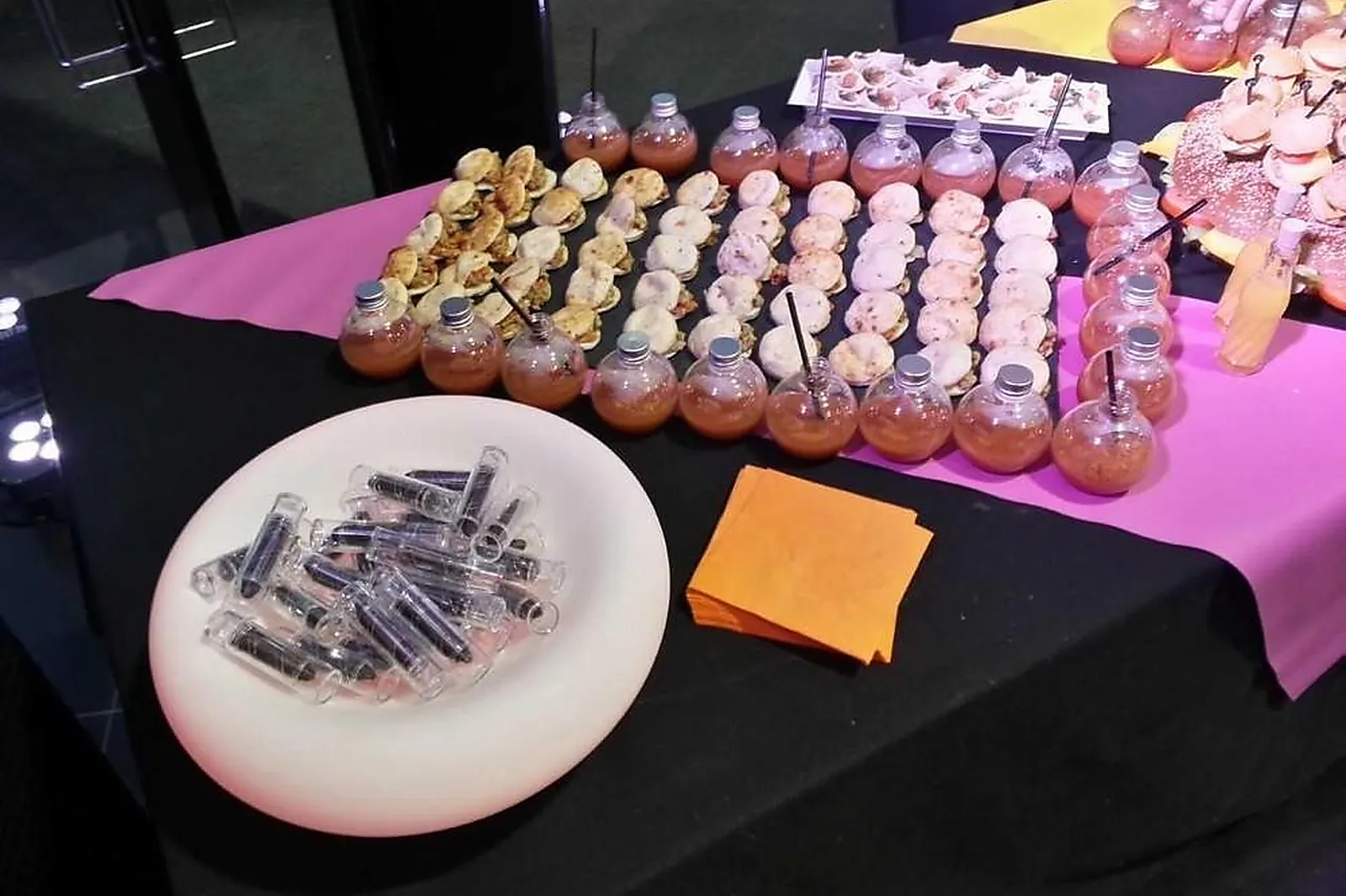 Nord-Pas-de-Calais-Picardie, TRAITEURS - COMPIÈGNE (OISE) : HERENT TRAITEUR