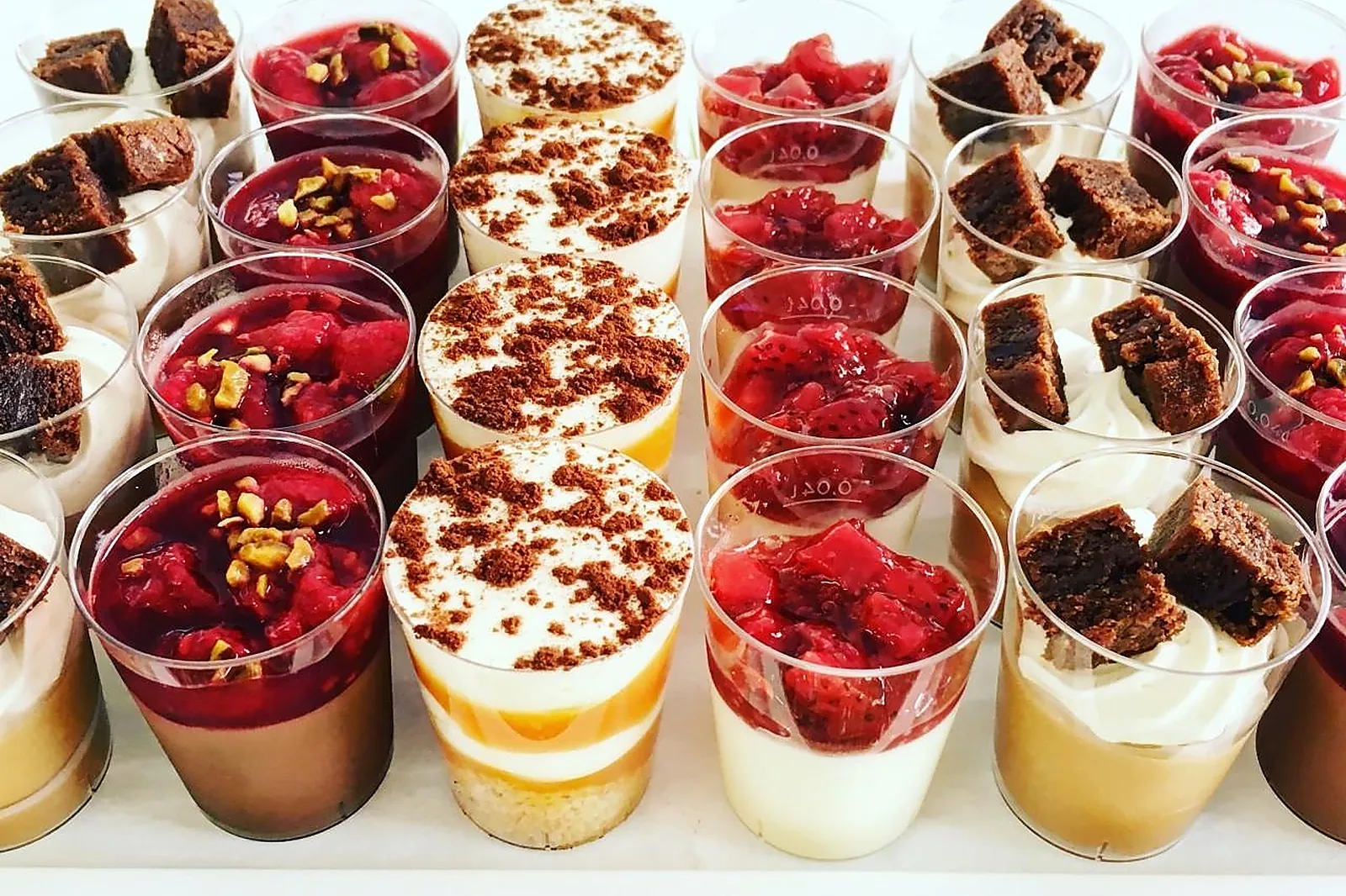 Auvergne-Rhône-Alpes, TRAITEURS - CONDRIEU (RHÔNE) : DAVEAU TRAITEUR