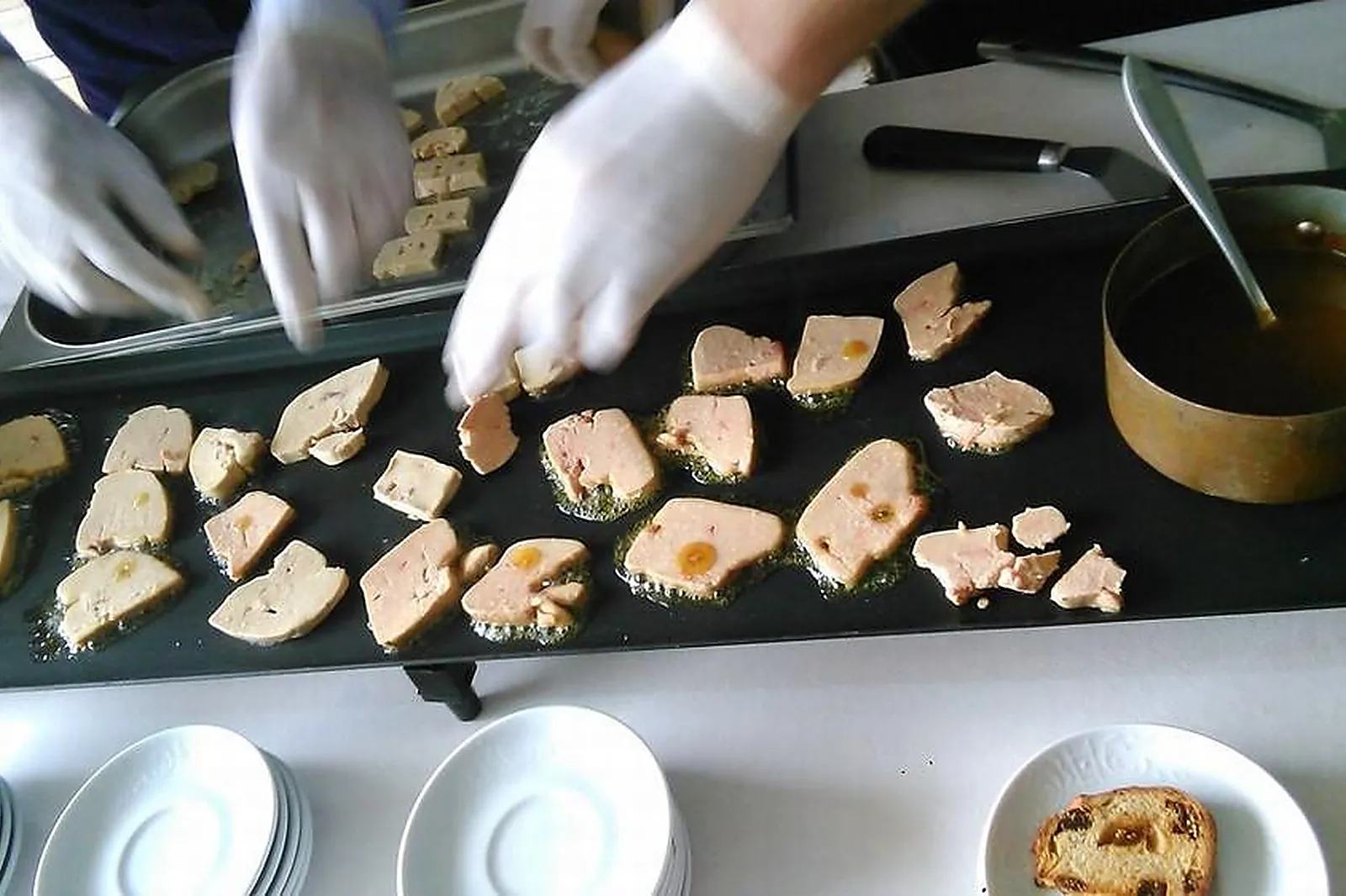 Centre - Val de Loire, TRAITEURS - CONTRES (LOIR-ET-CHER) : TRAITEUR AVEZARD