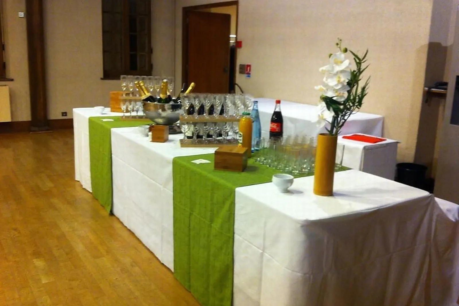 Centre - Val de Loire, TRAITEURS - CORBEILLES-EN-GÂTINAIS (LOIRET) : ABEILLE ROYALE TRAITEUR