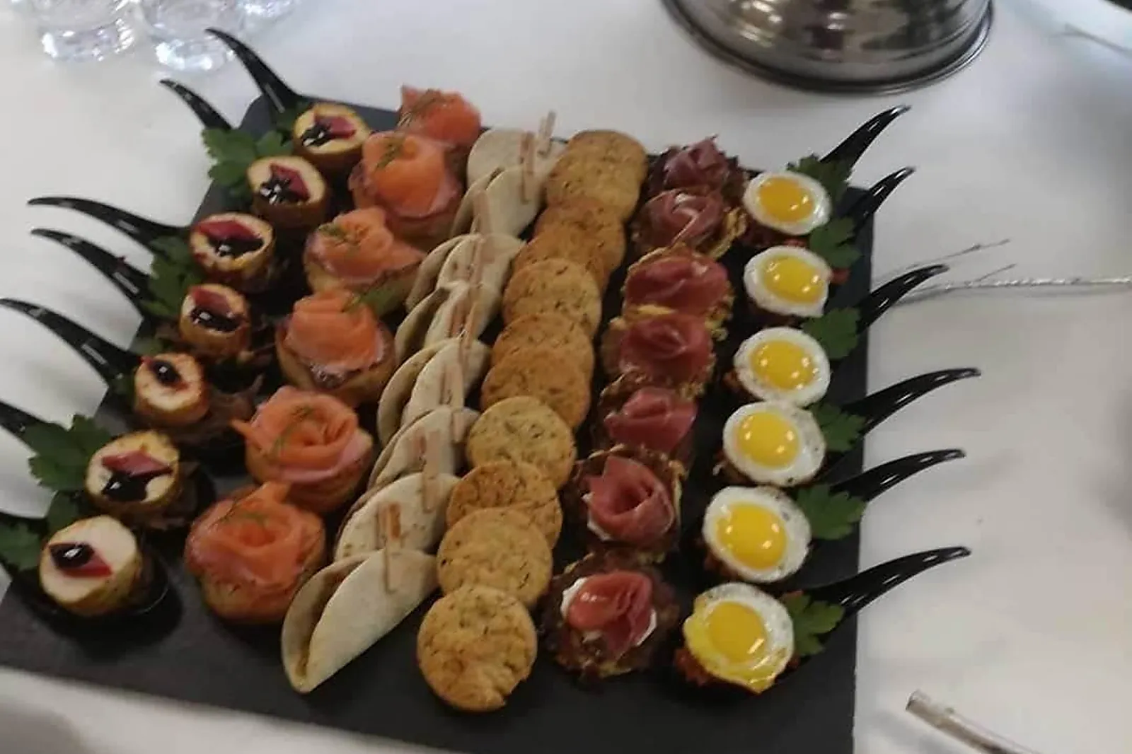 Nord-Pas-de-Calais-Picardie, TRAITEURS - CREPY-EN-VALOIS (OISE) : LL&RSQUO;ATELIER DE CUISINE DU VALOIS