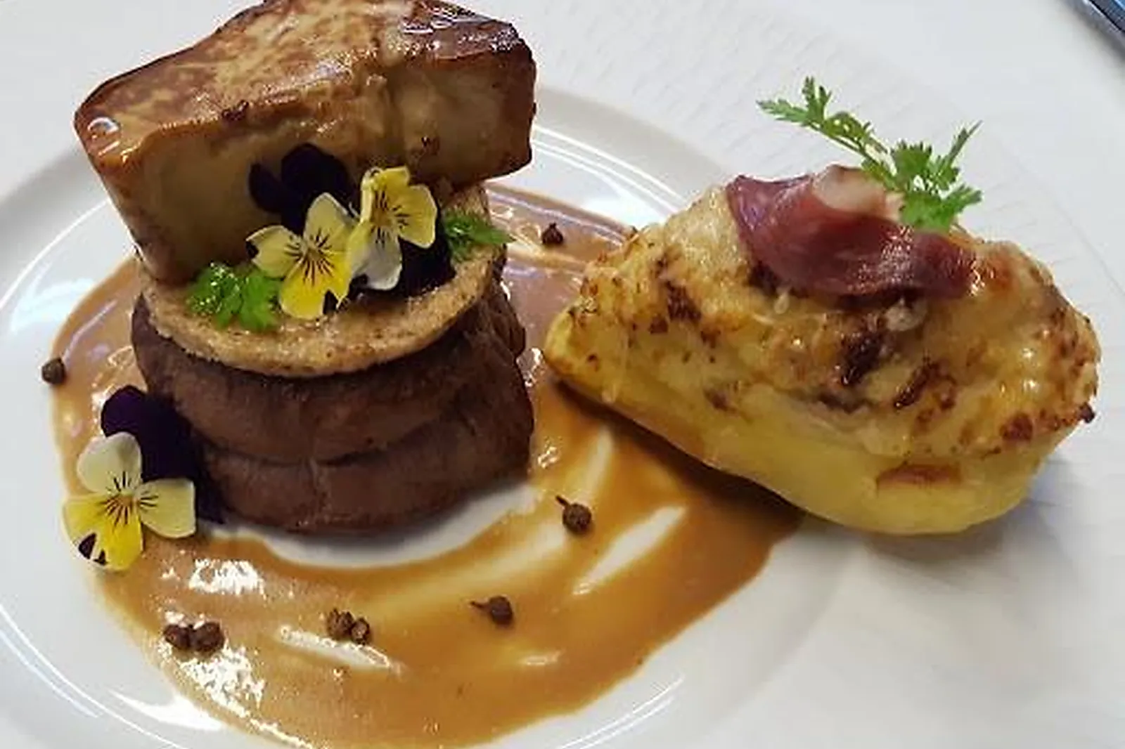 Bourgogne, TRAITEURS - CRISSEY (SAÔNE-ET-LOIRE) : ISABELLE TRAITEUR