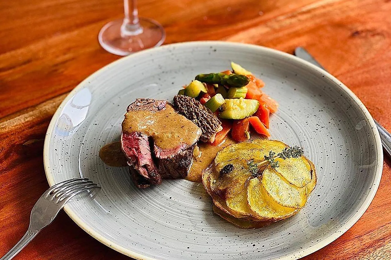 Île-de-France, TRAITEURS - CROISSY-BEAUBOURG (SEINE-ET-MARNE) : KB TRAITEUR