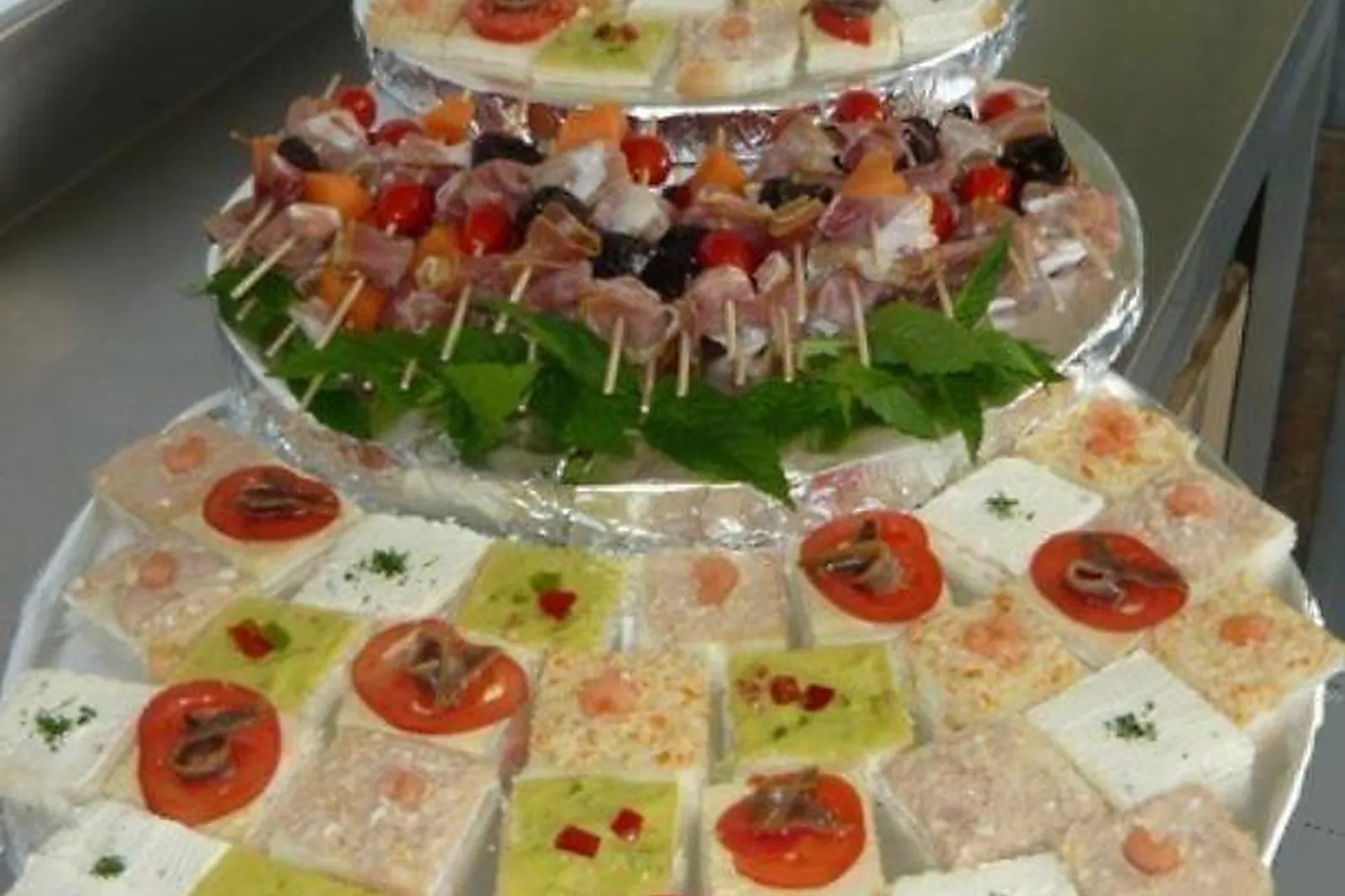 Nord-Pas-de-Calais-Picardie, TRAITEURS - DOUAI (NORD) : CHOQUET TRAITEUR