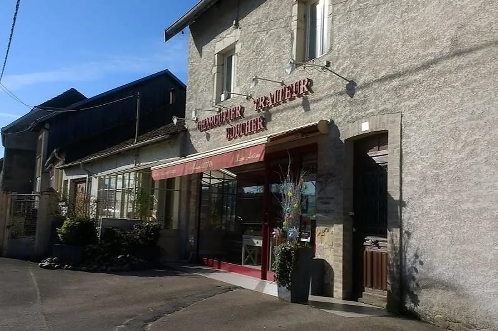 Bourgogne, TRAITEURS - EMAGNY (DOUBS) : COTTIN TRAITEUR