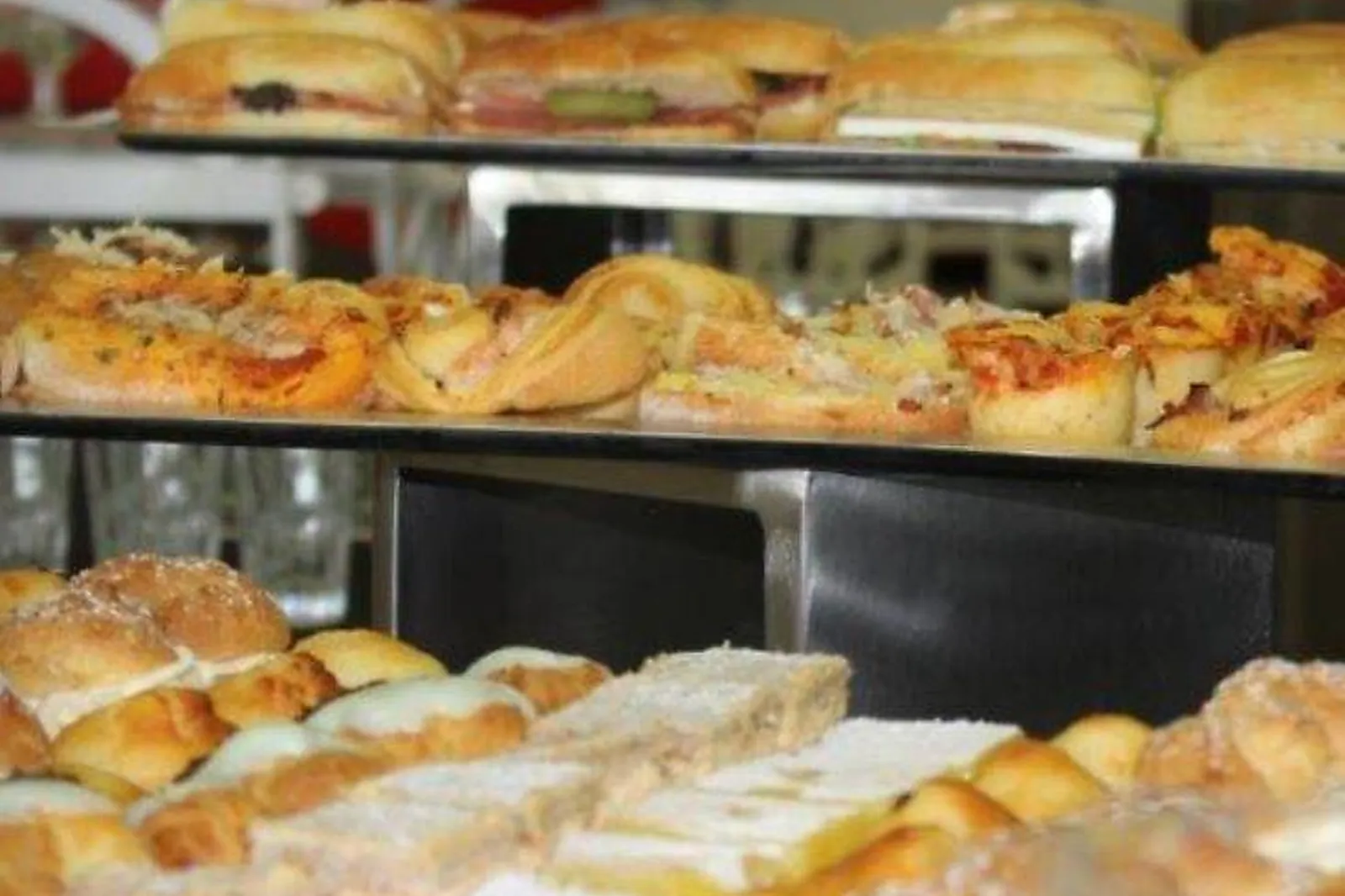 Alsace-Champagne-Ardenne-Lorraine, TRAITEURS - EPINAL (VOSGES) : LÉONARD TRAITEUR