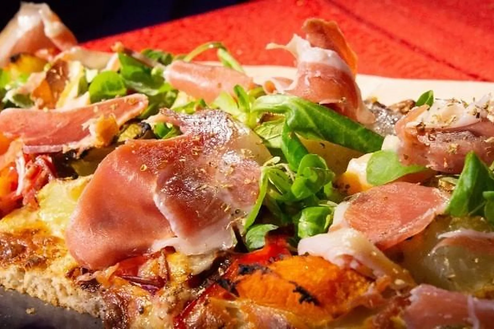 , TRAITEURS - ETANG-SALE (LA RÉUNION) : CAPMECHANT