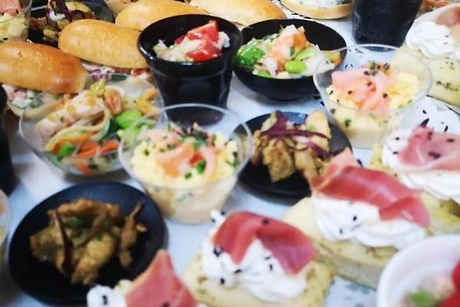 Provence-Alpes-Côte d'Azur, TRAITEURS - FAYENCE (VAR) : LA CUISINE DE JULIEN