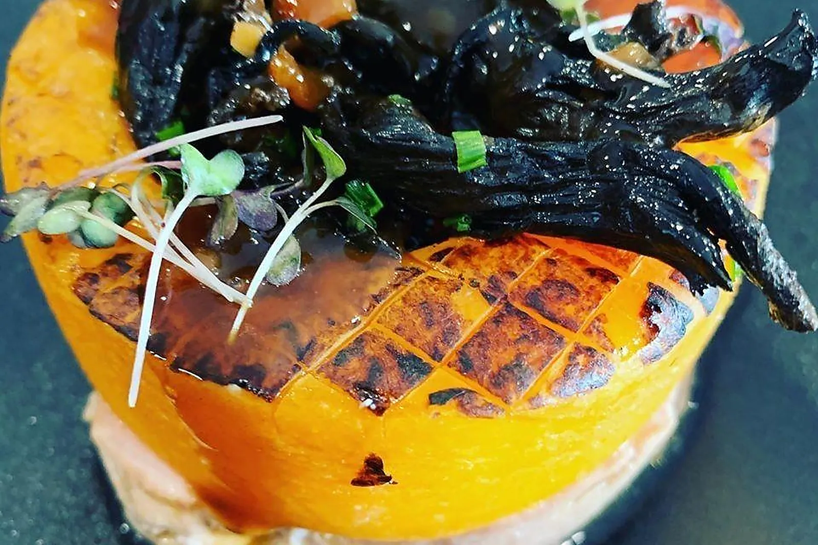 Languedoc-Roussillon-Midi-Pyrénées, TRAITEURS - FENOUILLET (HAUTE-GARONNE) : LA BRIGADE TRAITEUR