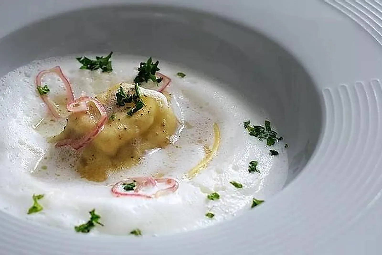 Aquitaine-Limousin-Poitou-Charentes, TRAITEURS - GAURIAGUET (GIRONDE) : NOVELLE TRAITEUR