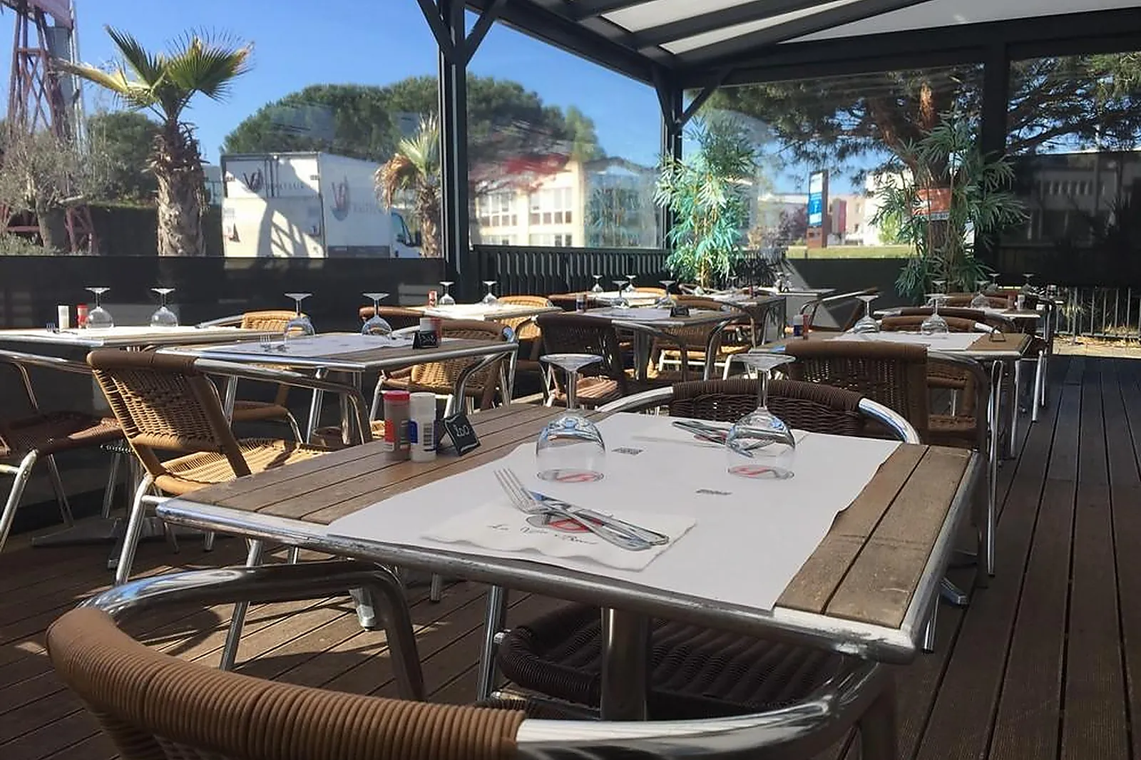 Aquitaine-Limousin-Poitou-Charentes, TRAITEURS - GRADIGNAN (GIRONDE) : VB TRAITEUR