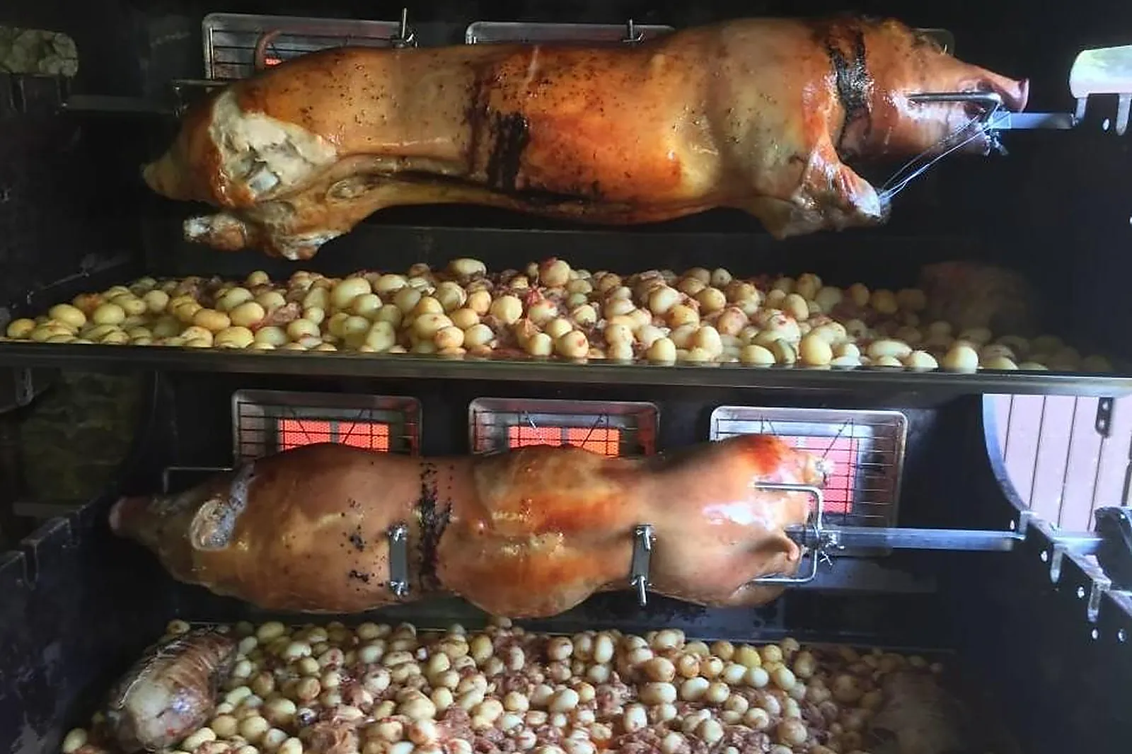 Nord-Pas-de-Calais-Picardie, TRAITEURS - GRANDVILLIERS (OISE) : HURTEL TRAITEUR