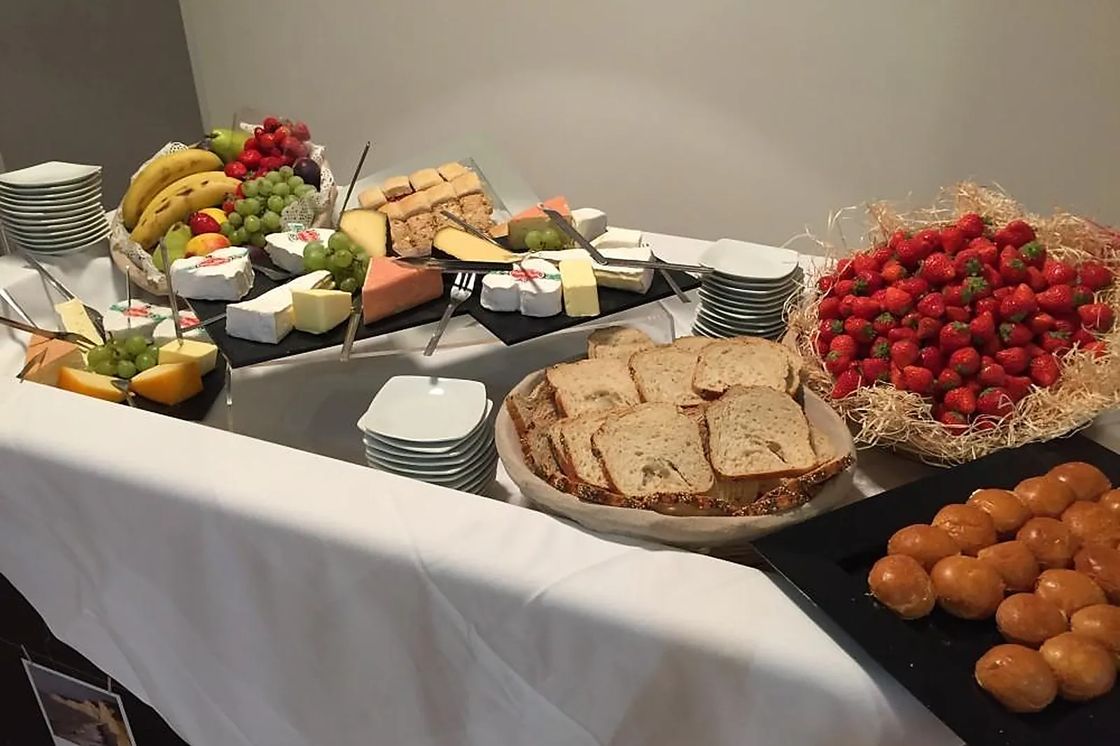 Nord-Pas-de-Calais-Picardie, TRAITEURS - HARNES (PAS-DE-CALAIS) : DUPONT TRAITEUR