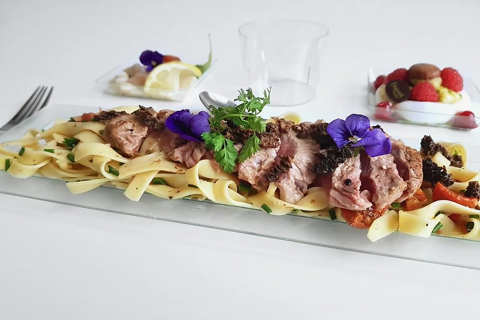 Nord-Pas-de-Calais-Picardie, TRAITEURS - HARNES (PAS-DE-CALAIS) : DUPONT TRAITEUR