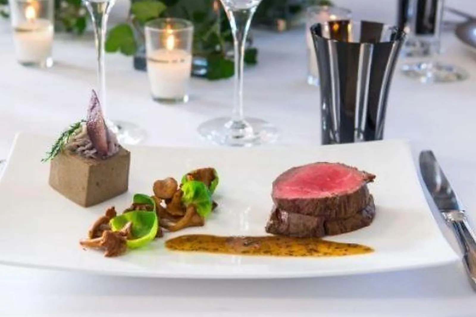 Normandie, TRAITEURS - HONFLEUR (CALVADOS) : HONFLEUR TRAITEUR