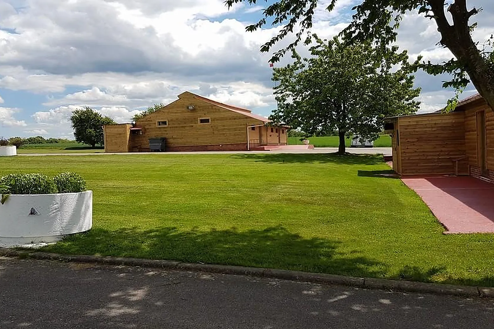 Normandie, TRAITEURS - HUGLEVILLE-EN-CAUX (SEINE-MARITIME) : EUROP RÉCEPTION