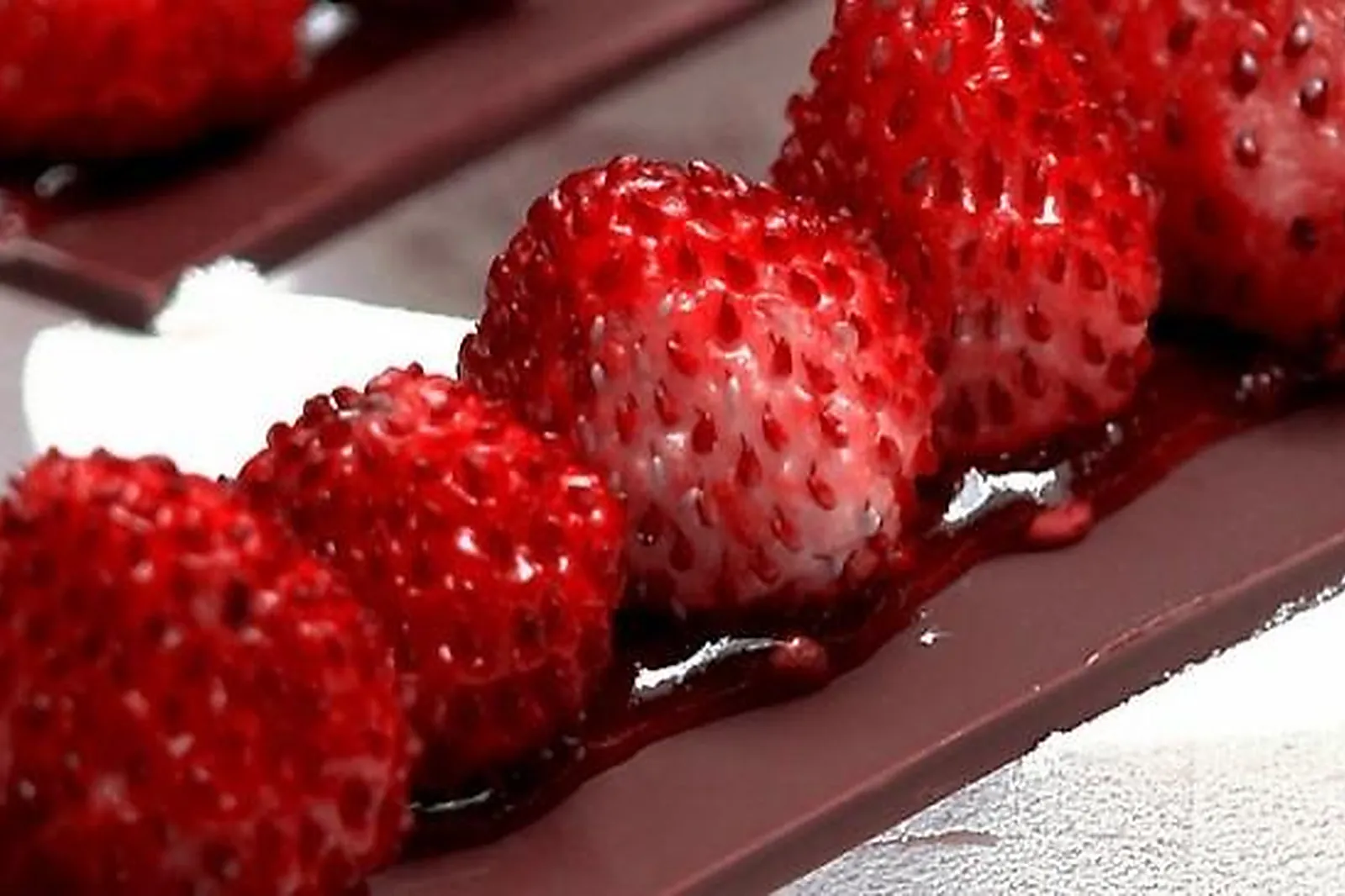 Île-de-France, TRAITEURS - IVRY-SUR-SEINE (VAL-DE-MARNE) : RIEM BECKER TRAITEUR