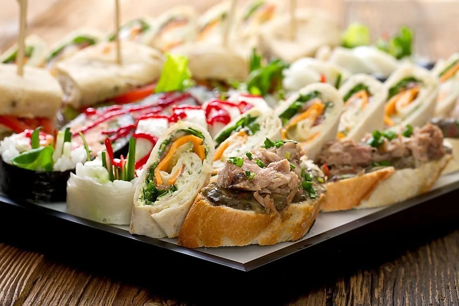 Pays de la Loire, TRAITEURS - LAVAL (MAYENNE) : SONNET TRAITEUR